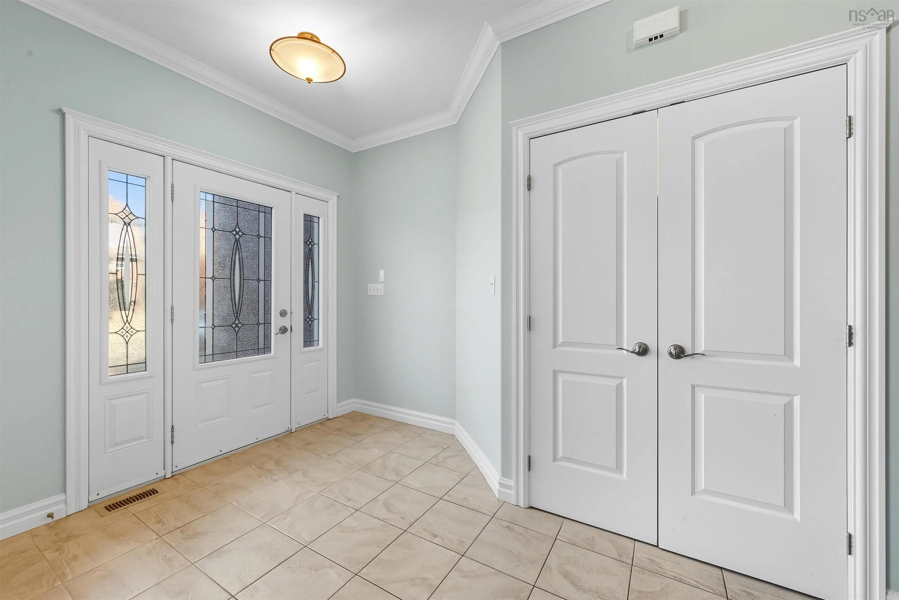 95 William Borrett Terrace, Bedford, NS B4A 0G7, 6 Bedrooms Bedrooms, ,4 BathroomsBathrooms,Residential,For Sale,William Borrett,202525399