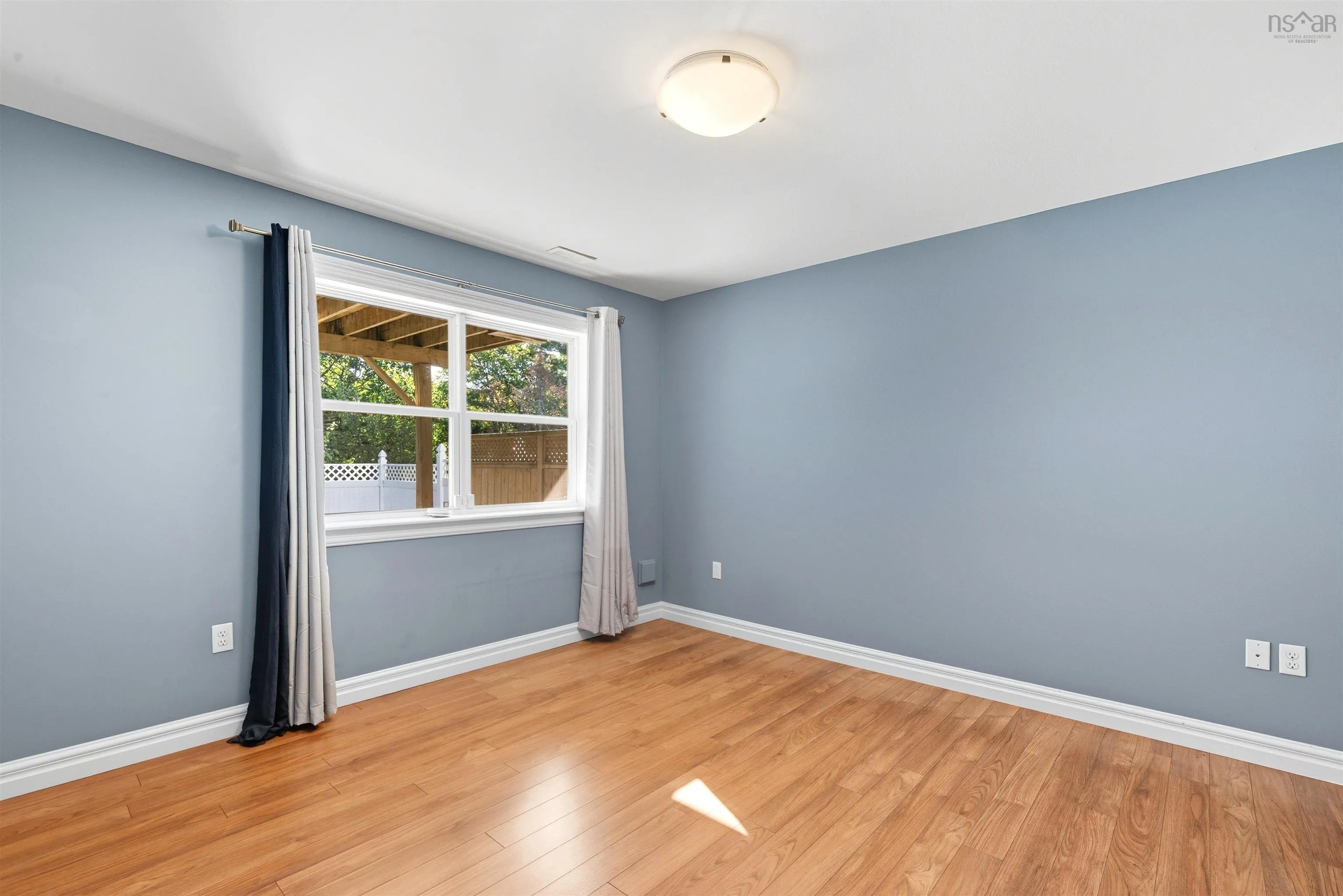 95 William Borrett Terrace, Bedford, NS B4A 0G7, 6 Bedrooms Bedrooms, ,4 BathroomsBathrooms,Residential,For Sale,William Borrett,202525399