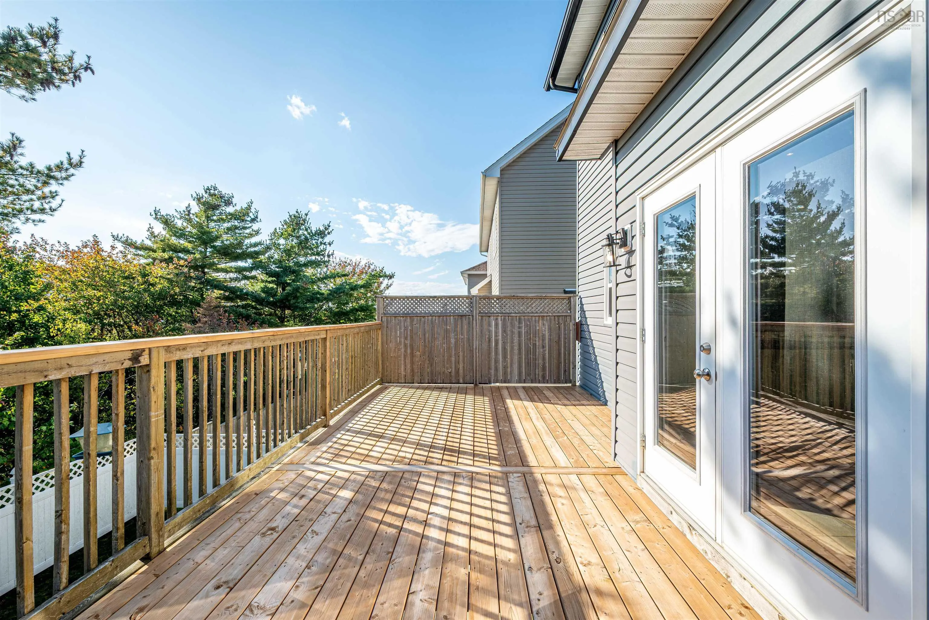 95 William Borrett Terrace, Bedford, NS B4A 0G7, 6 Bedrooms Bedrooms, ,4 BathroomsBathrooms,Residential,For Sale,William Borrett,202525399