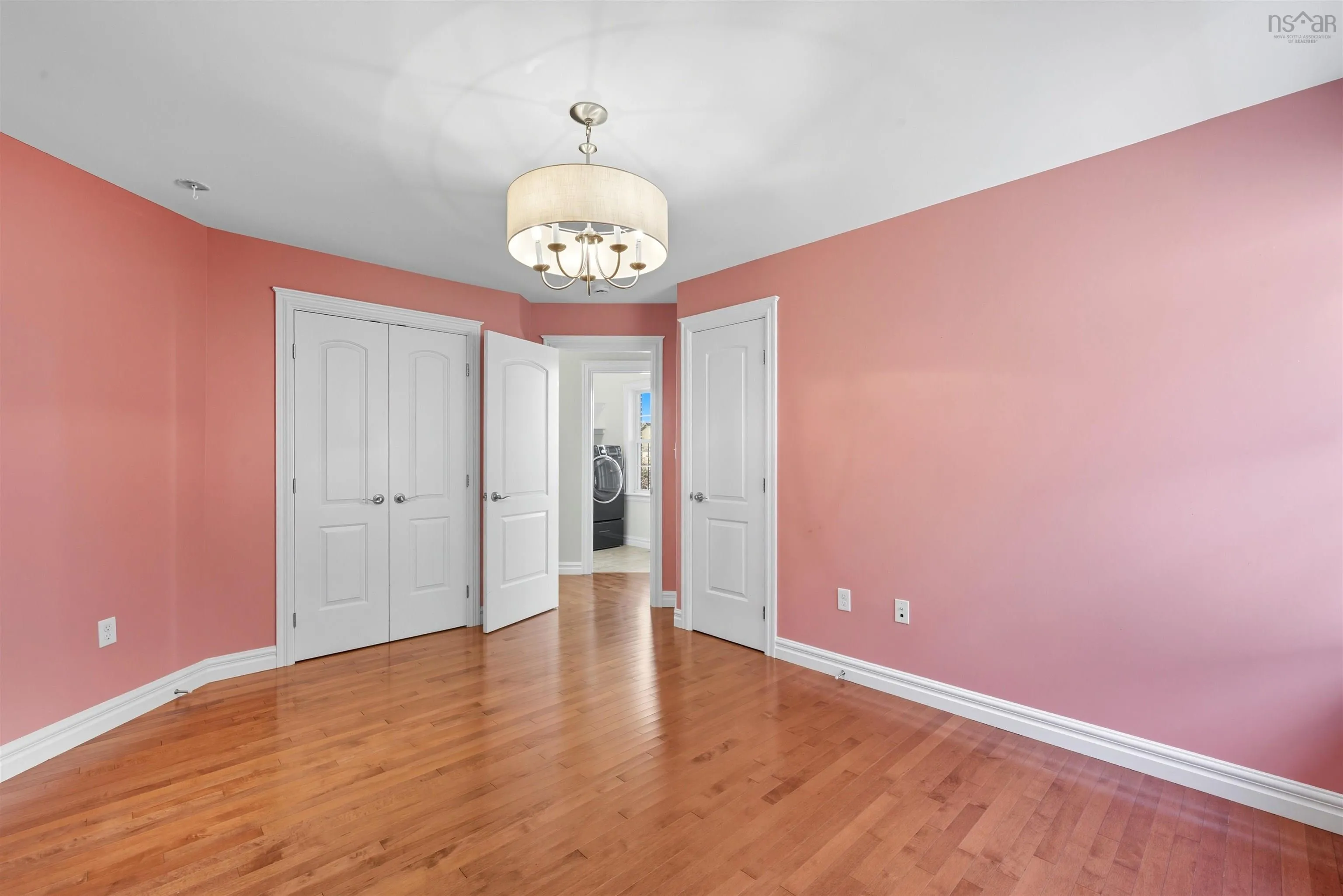 95 William Borrett Terrace, Bedford, NS B4A 0G7, 6 Bedrooms Bedrooms, ,4 BathroomsBathrooms,Residential,For Sale,William Borrett,202525399