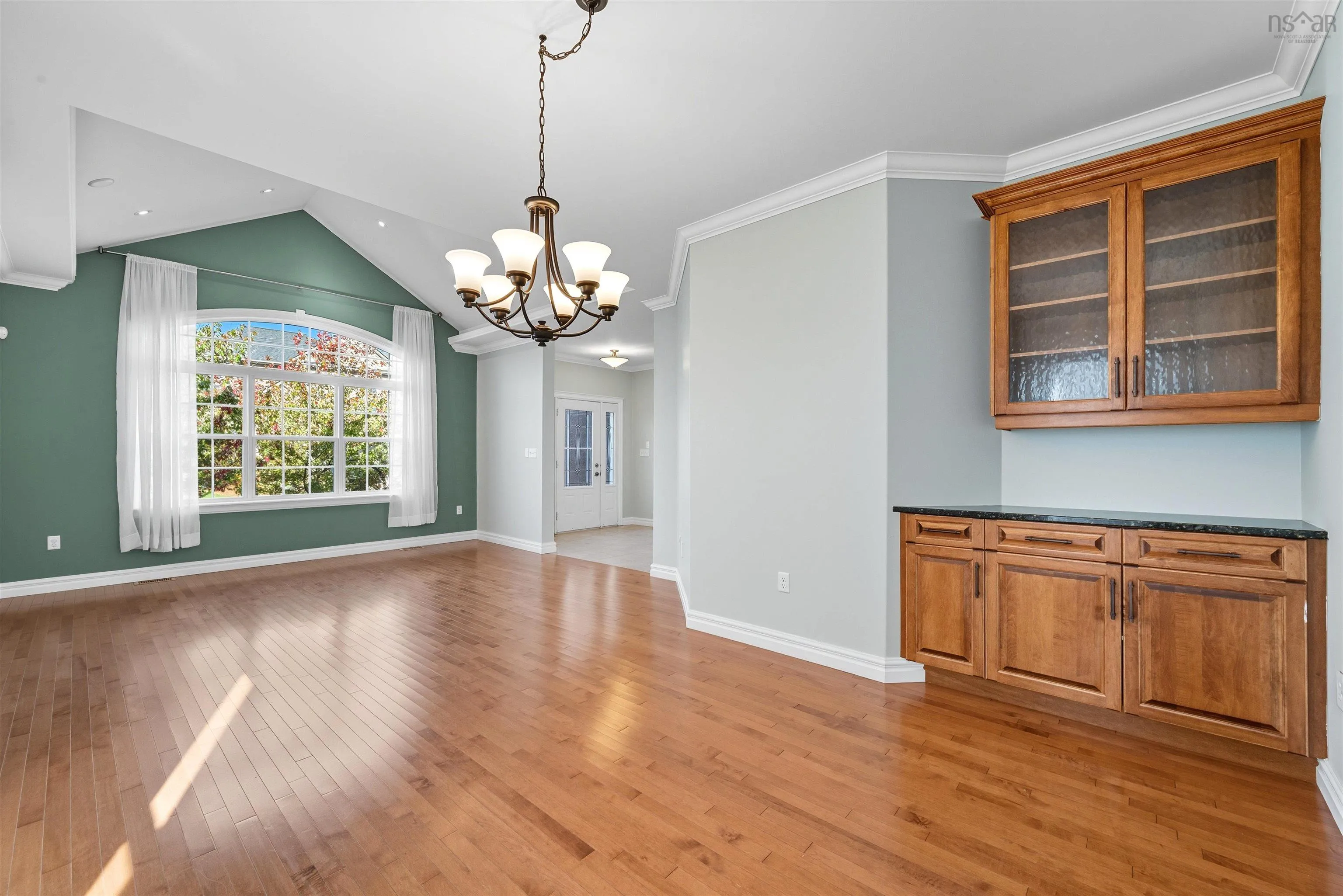 95 William Borrett Terrace, Bedford, NS B4A 0G7, 6 Bedrooms Bedrooms, ,4 BathroomsBathrooms,Residential,For Sale,William Borrett,202525399