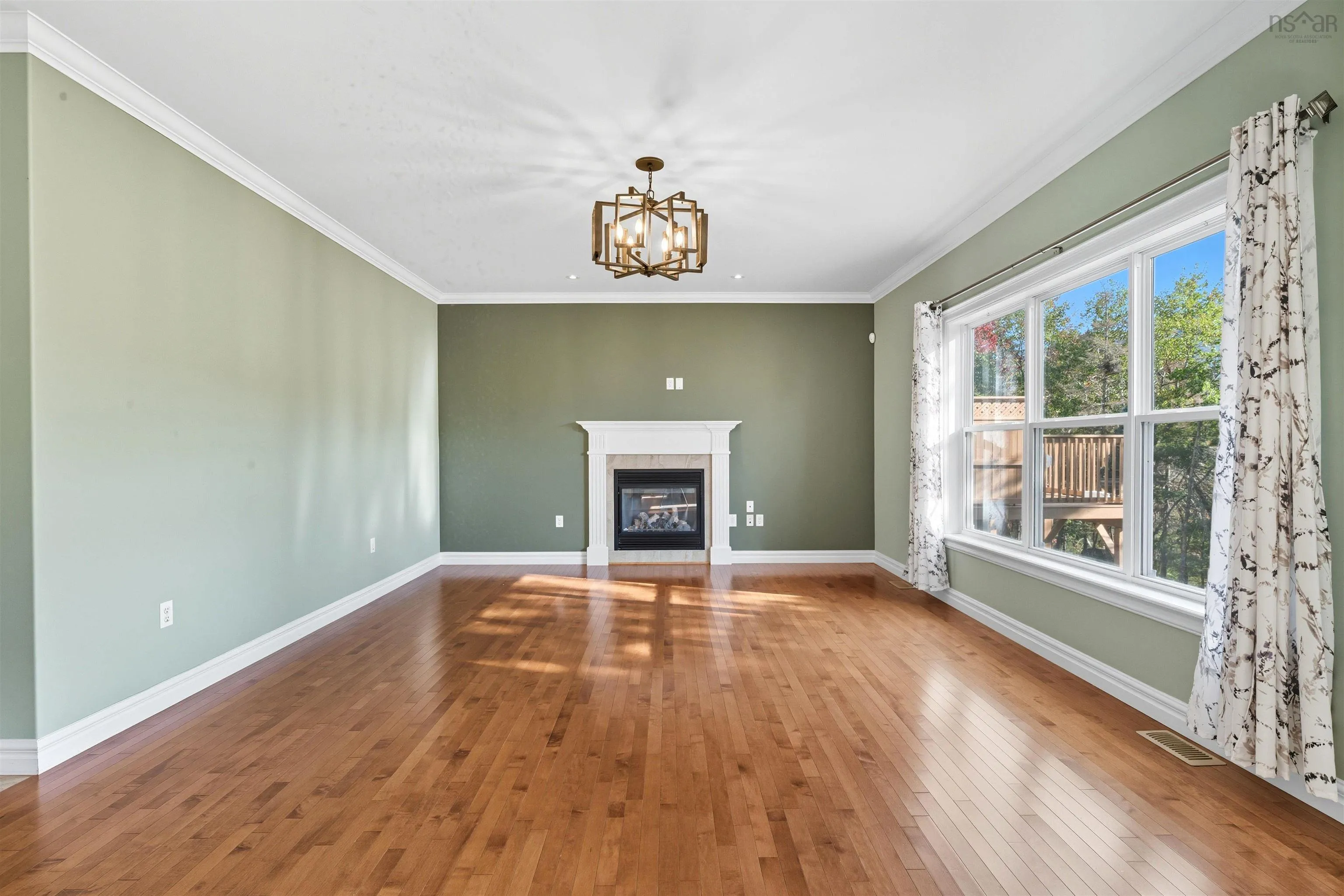 95 William Borrett Terrace, Bedford, NS B4A 0G7, 6 Bedrooms Bedrooms, ,4 BathroomsBathrooms,Residential,For Sale,William Borrett,202525399