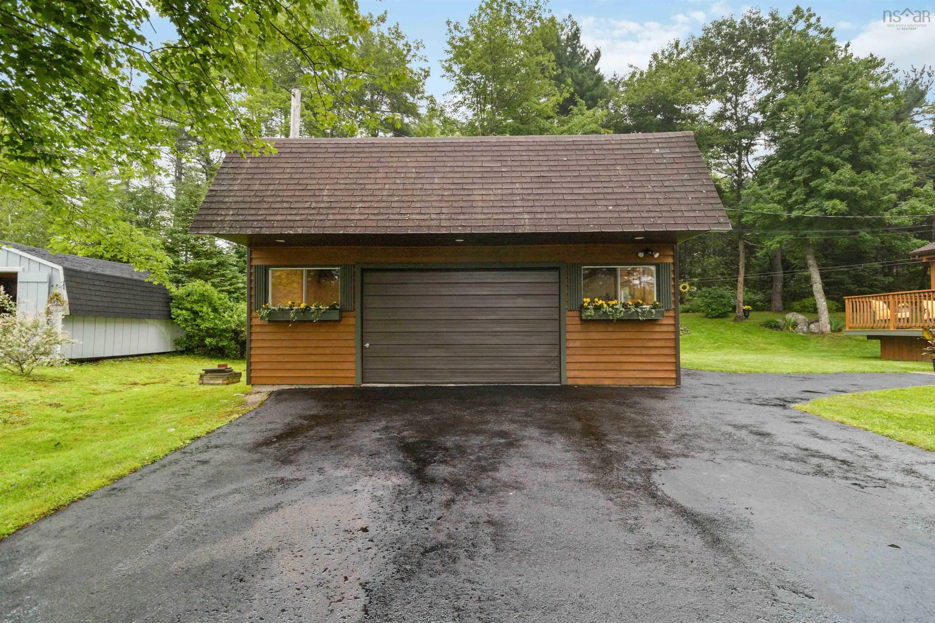 38 School Street, Shelburne Ns B0t 1w0, 3 Bedrooms Bedrooms, ,2 BathroomsBathrooms,Residential,For Sale,School,202417230