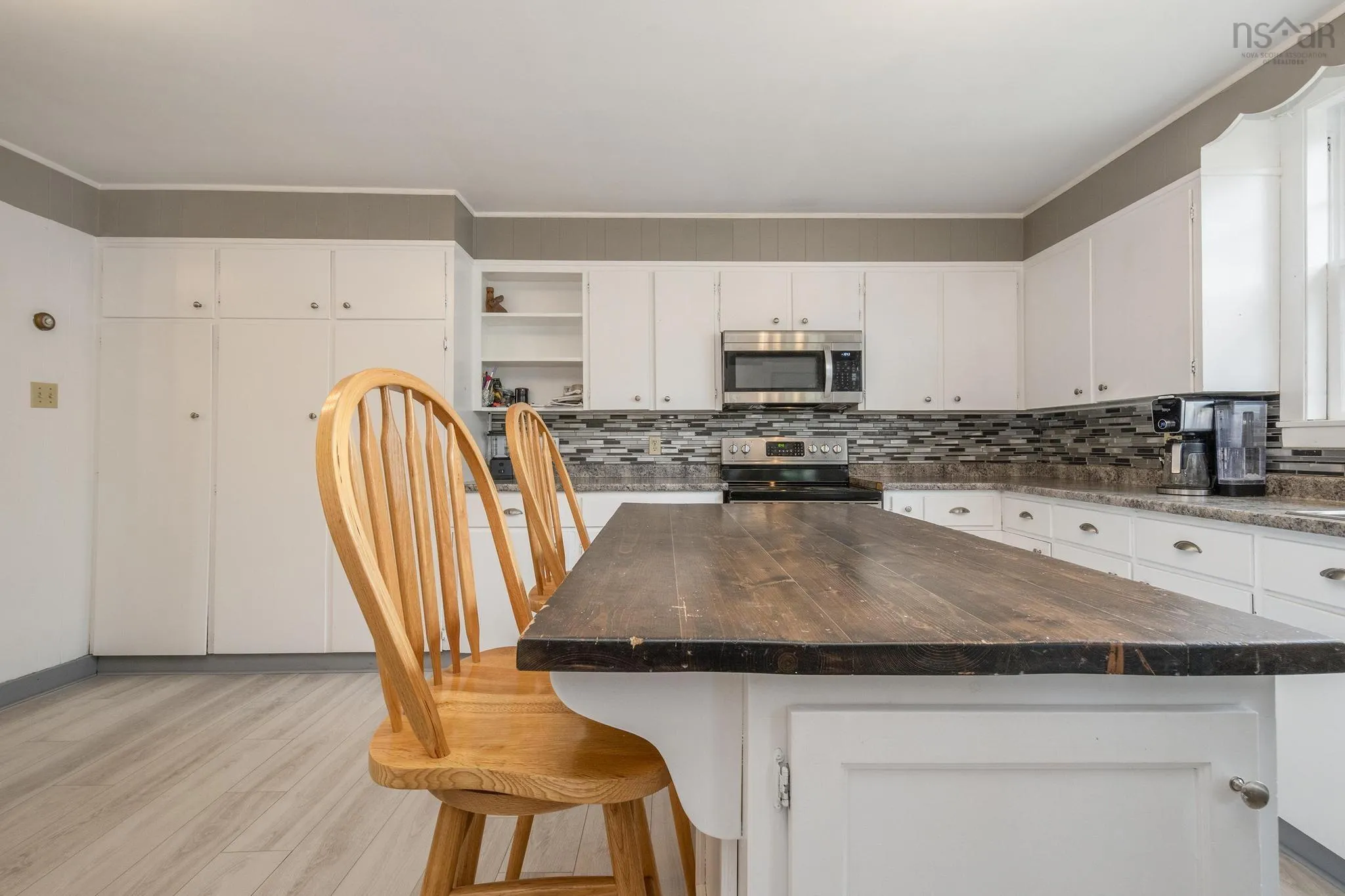 528 Granville St, Bridgetown, NS B0S 1C0, 5 Bedrooms Bedrooms, ,3 BathroomsBathrooms,Residential,For Sale,Granville St,202519234