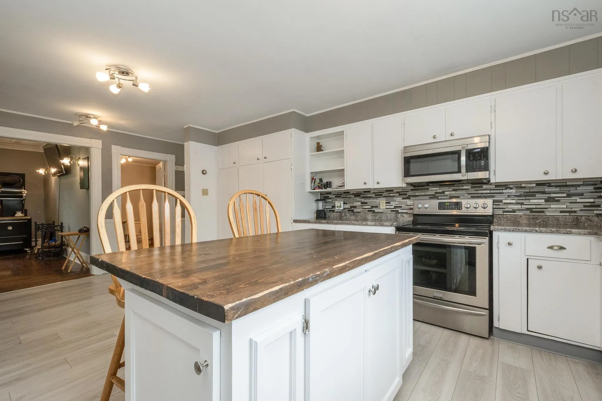 528 Granville St, Bridgetown, NS B0S 1C0, 5 Bedrooms Bedrooms, ,3 BathroomsBathrooms,Residential,For Sale,Granville St,202519234