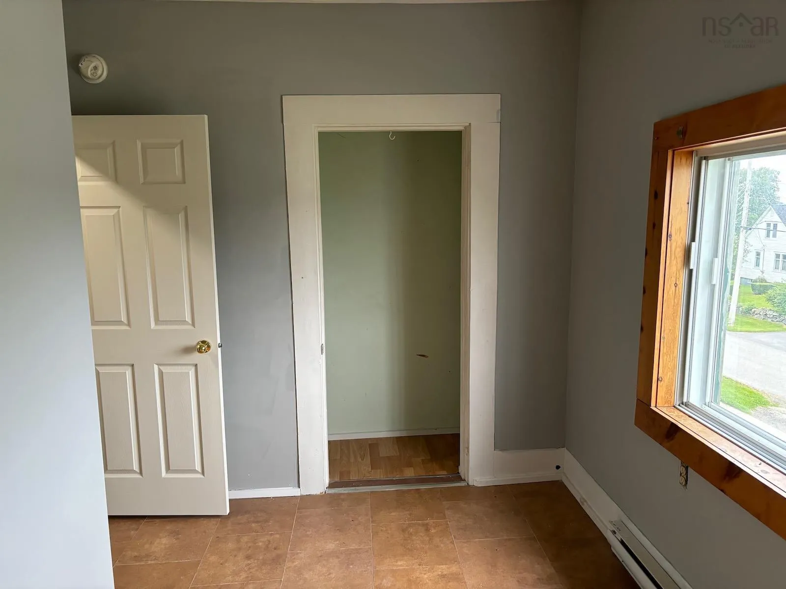 31 Tooker Street, Yarmouth Ns B5a 3s6, 7 Bedrooms Bedrooms, ,Residential Income,For Sale,Tooker,202509836