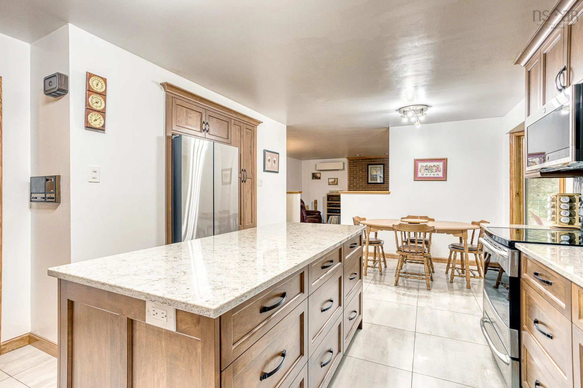 9 Nighthawk Lane, Bedford, NS B4A 3L2, 4 Bedrooms Bedrooms, ,4 BathroomsBathrooms,Residential,For Sale,Nighthawk,202523919
