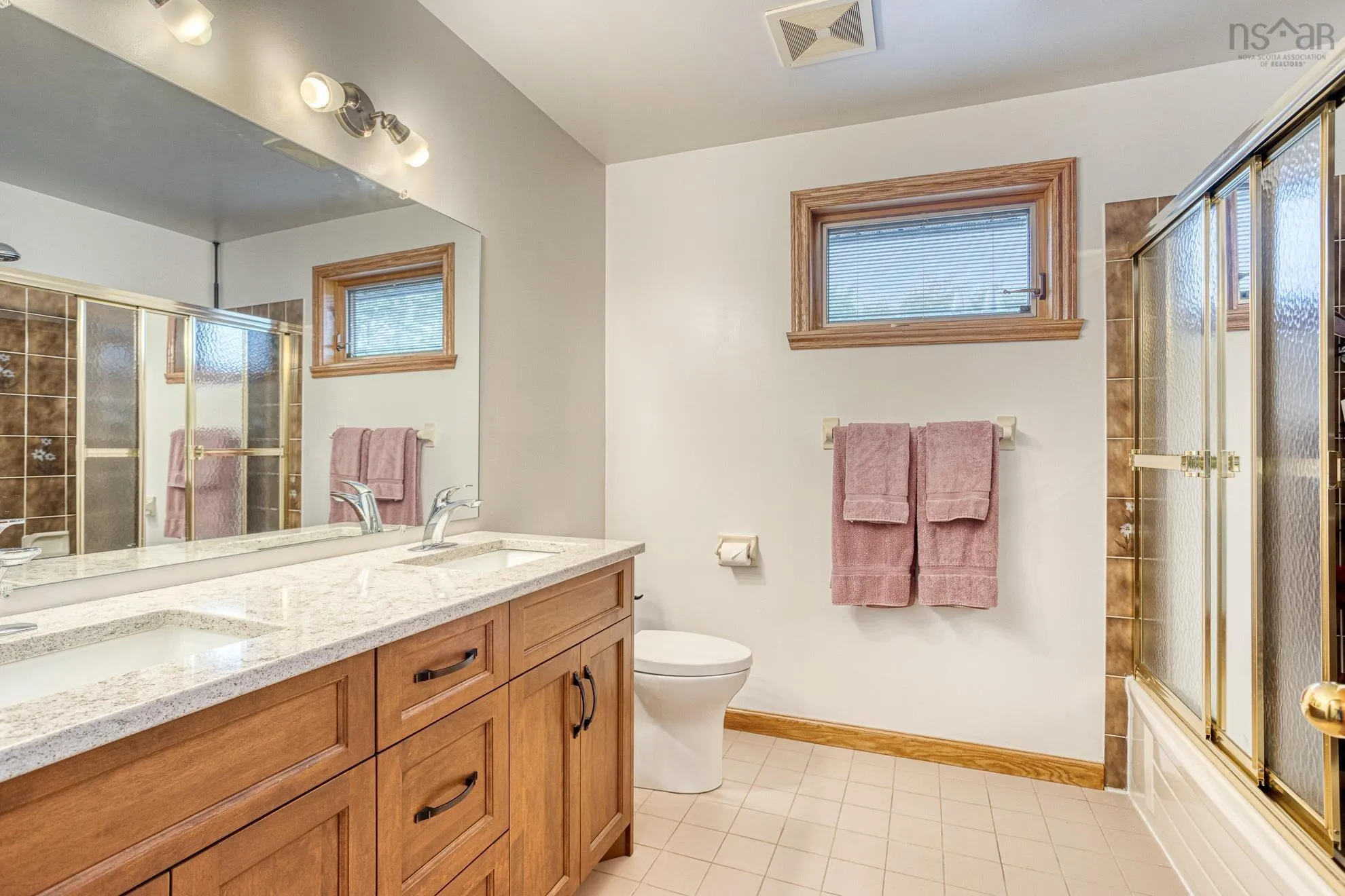 9 Nighthawk Lane, Bedford, NS B4A 3L2, 4 Bedrooms Bedrooms, ,4 BathroomsBathrooms,Residential,For Sale,Nighthawk,202523919