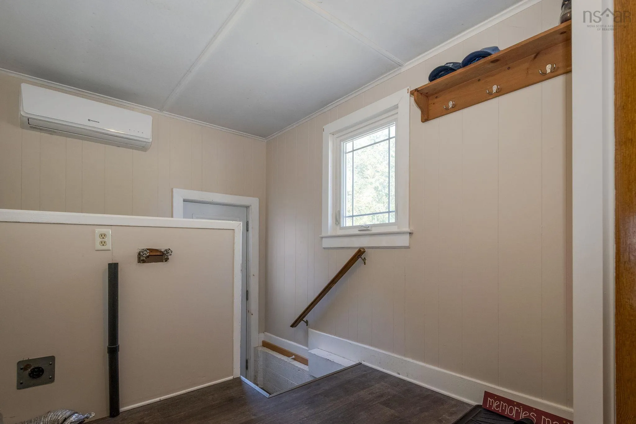 419 Main Street, Middleton, NS B0S 1M0, 3 Bedrooms Bedrooms, ,2 BathroomsBathrooms,Residential,For Sale,Main,202523707