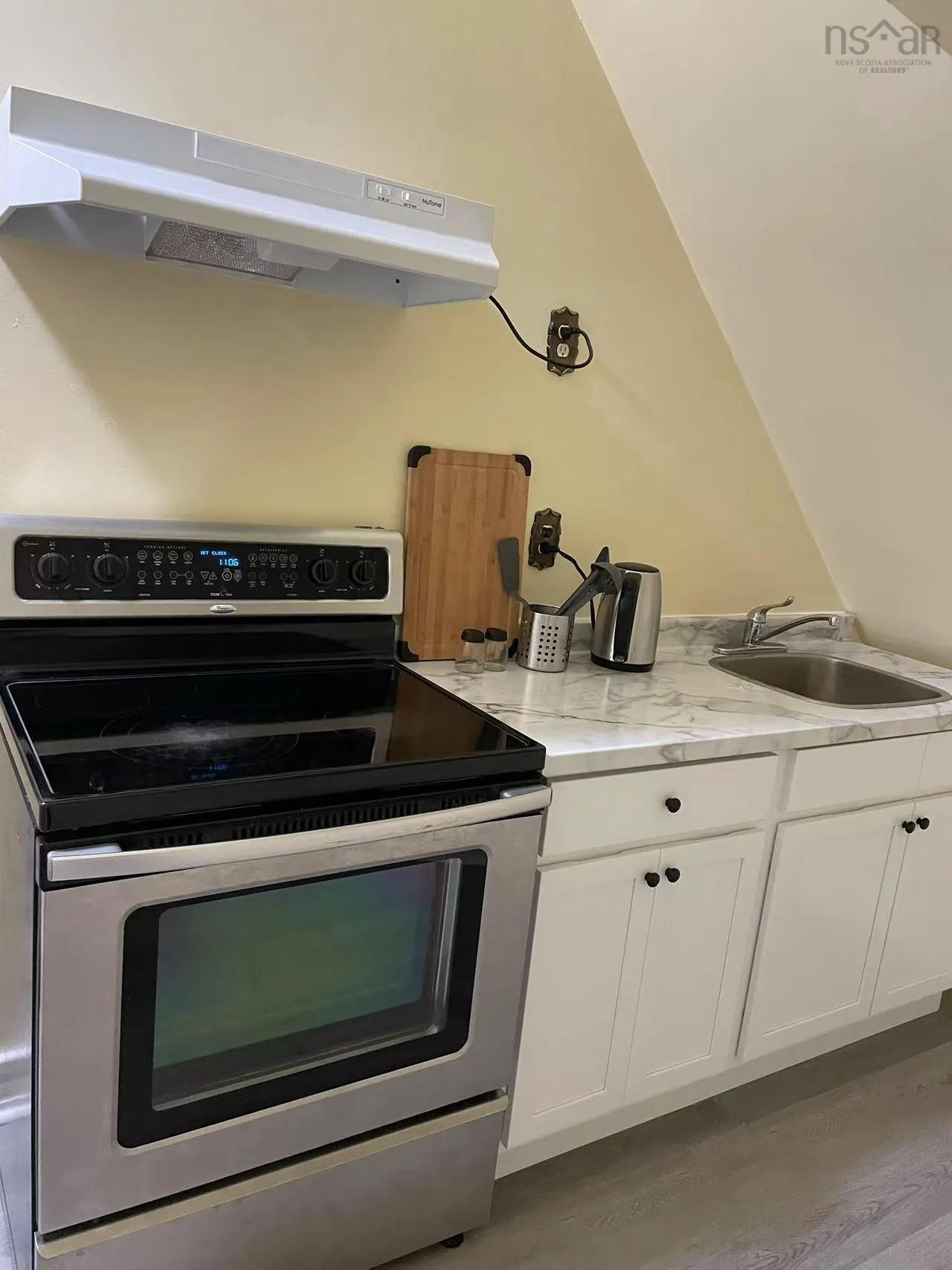 1430/1432 Edward Street, Halifax, NS B3H 3H6, 8 Bedrooms Bedrooms, ,3 BathroomsBathrooms,Residential,For Sale,Edward,202523857
