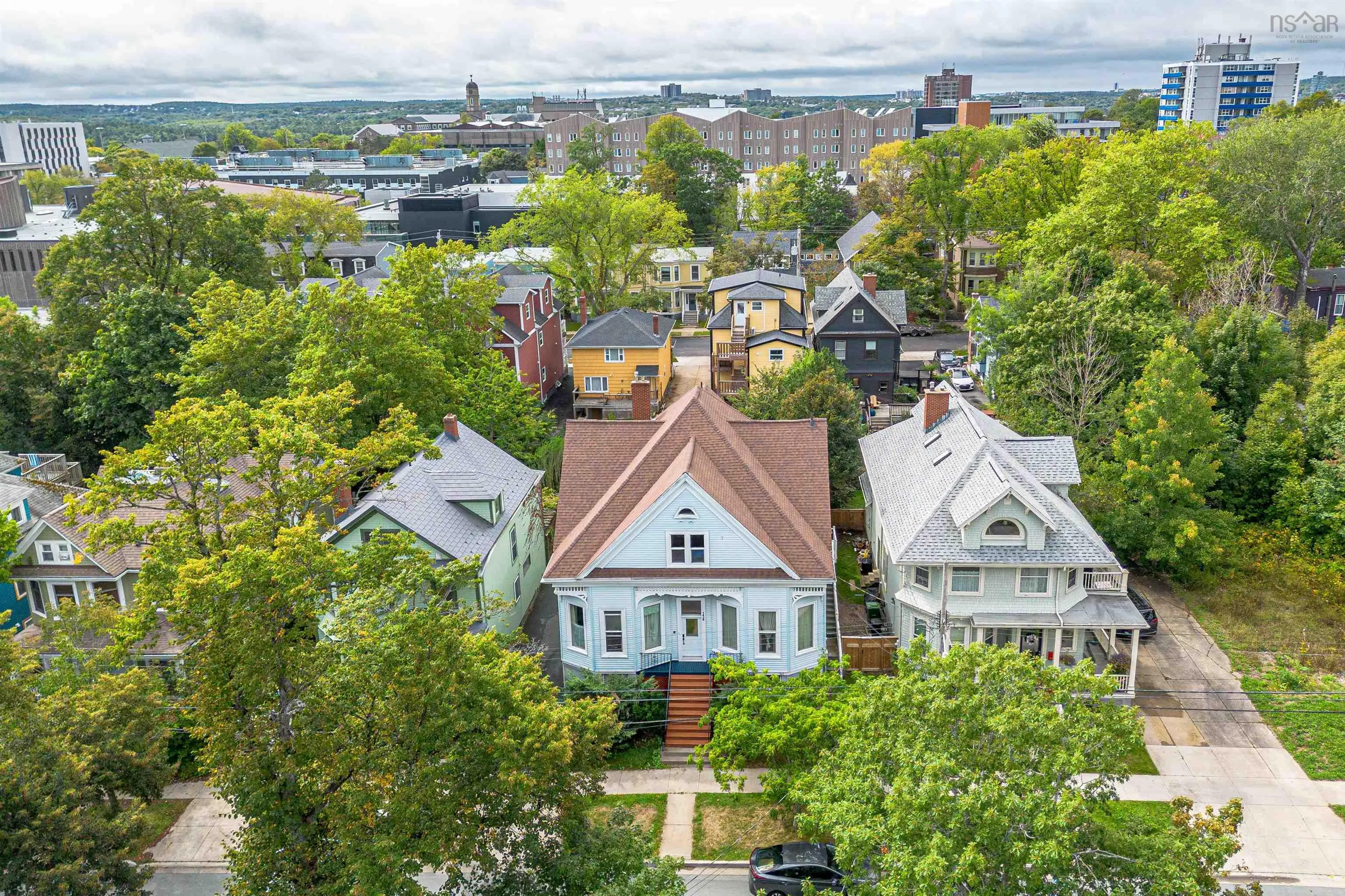 1430/1432 Edward Street, Halifax, NS B3H 3H6, 8 Bedrooms Bedrooms, ,3 BathroomsBathrooms,Residential,For Sale,Edward,202523857