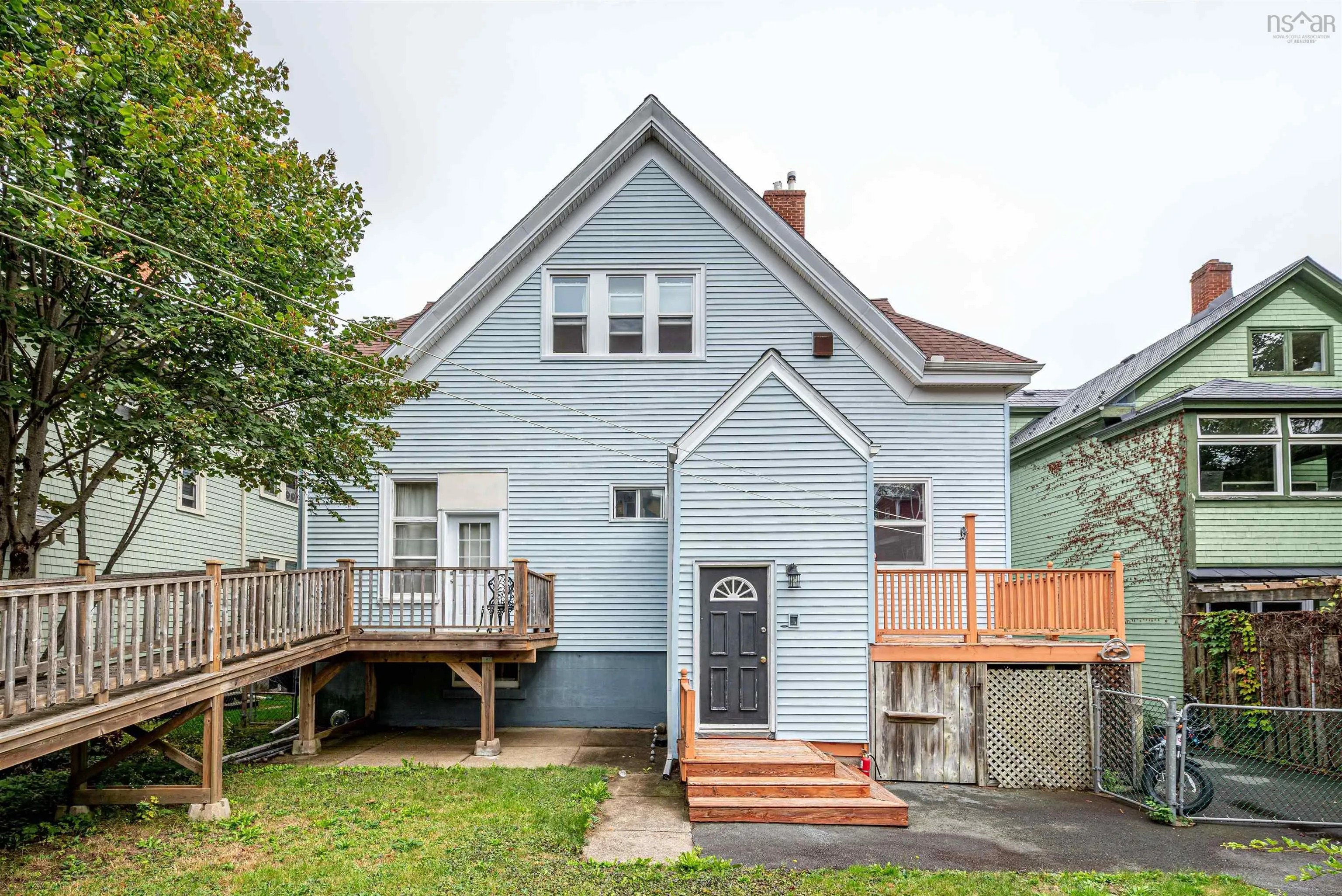 1430/1432 Edward Street, Halifax, NS B3H 3H6, 8 Bedrooms Bedrooms, ,3 BathroomsBathrooms,Residential,For Sale,Edward,202523857