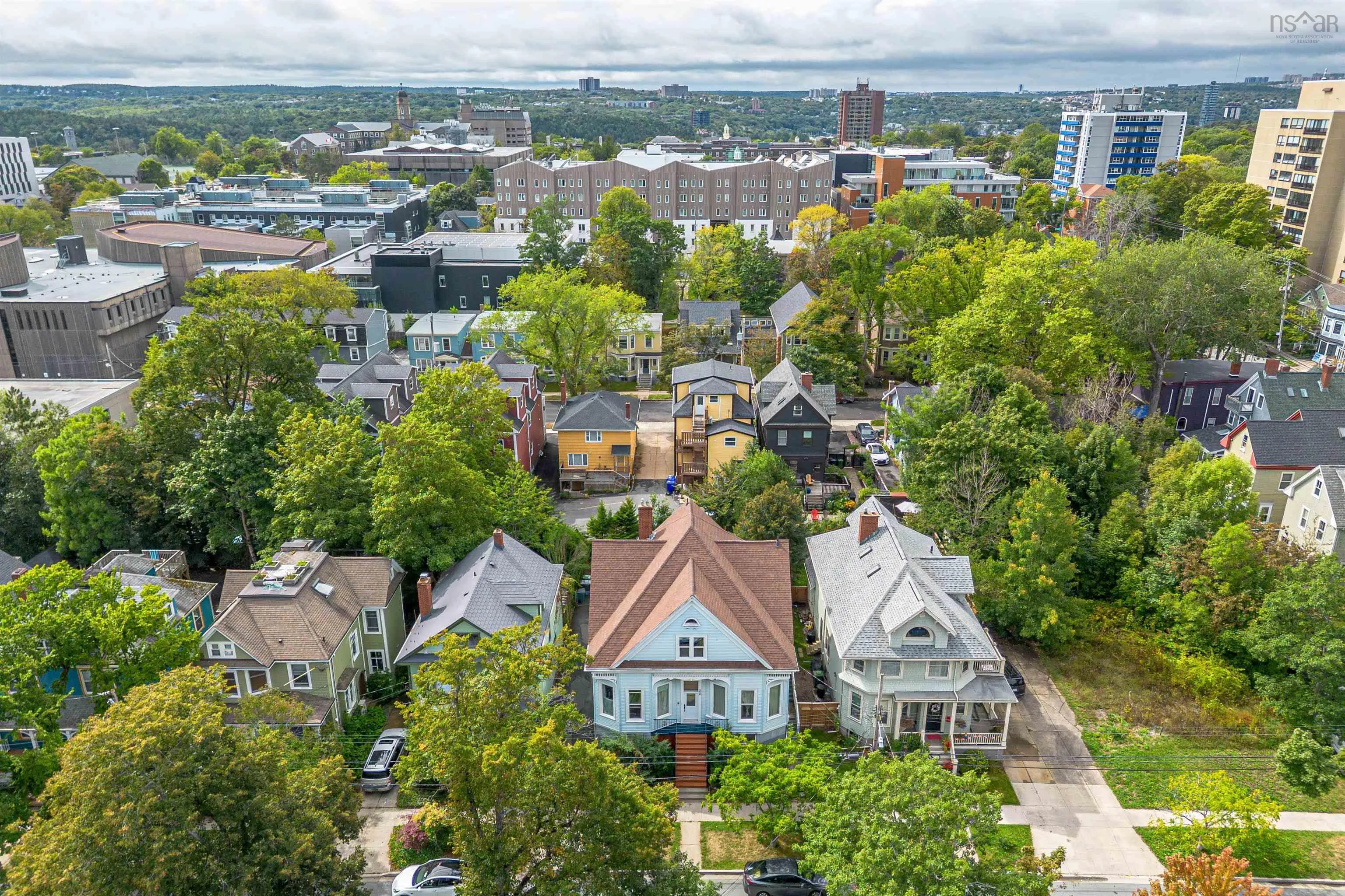 1430/1432 Edward Street, Halifax, NS B3H 3H6, 8 Bedrooms Bedrooms, ,3 BathroomsBathrooms,Residential,For Sale,Edward,202523857
