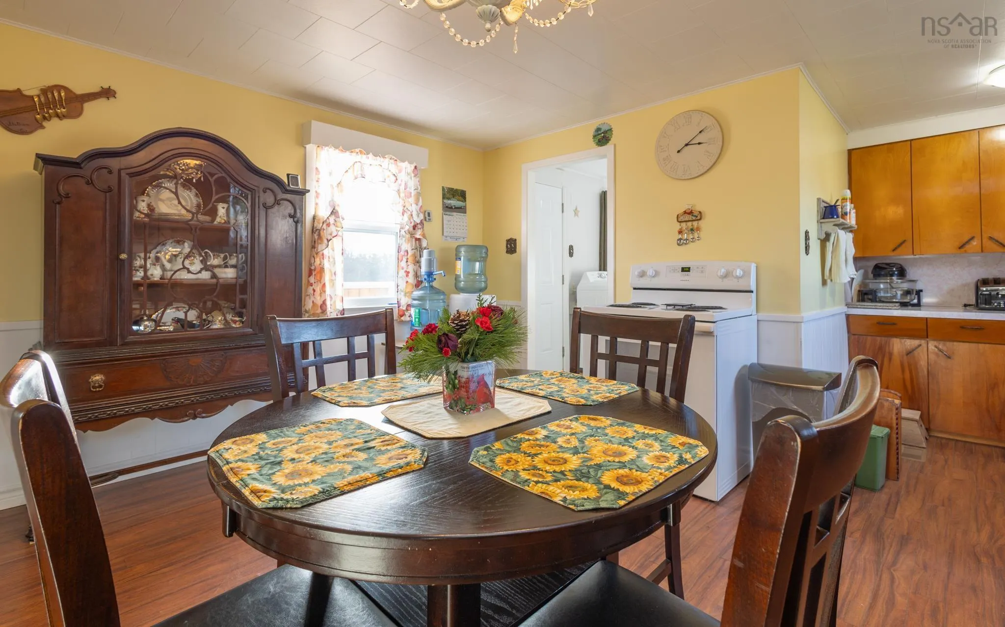 2652 Highway 334, Wedgeport Ns B0w 3p0, 3 Bedrooms Bedrooms, ,1 BathroomBathrooms,Residential,For Sale,Highway 334,202501005