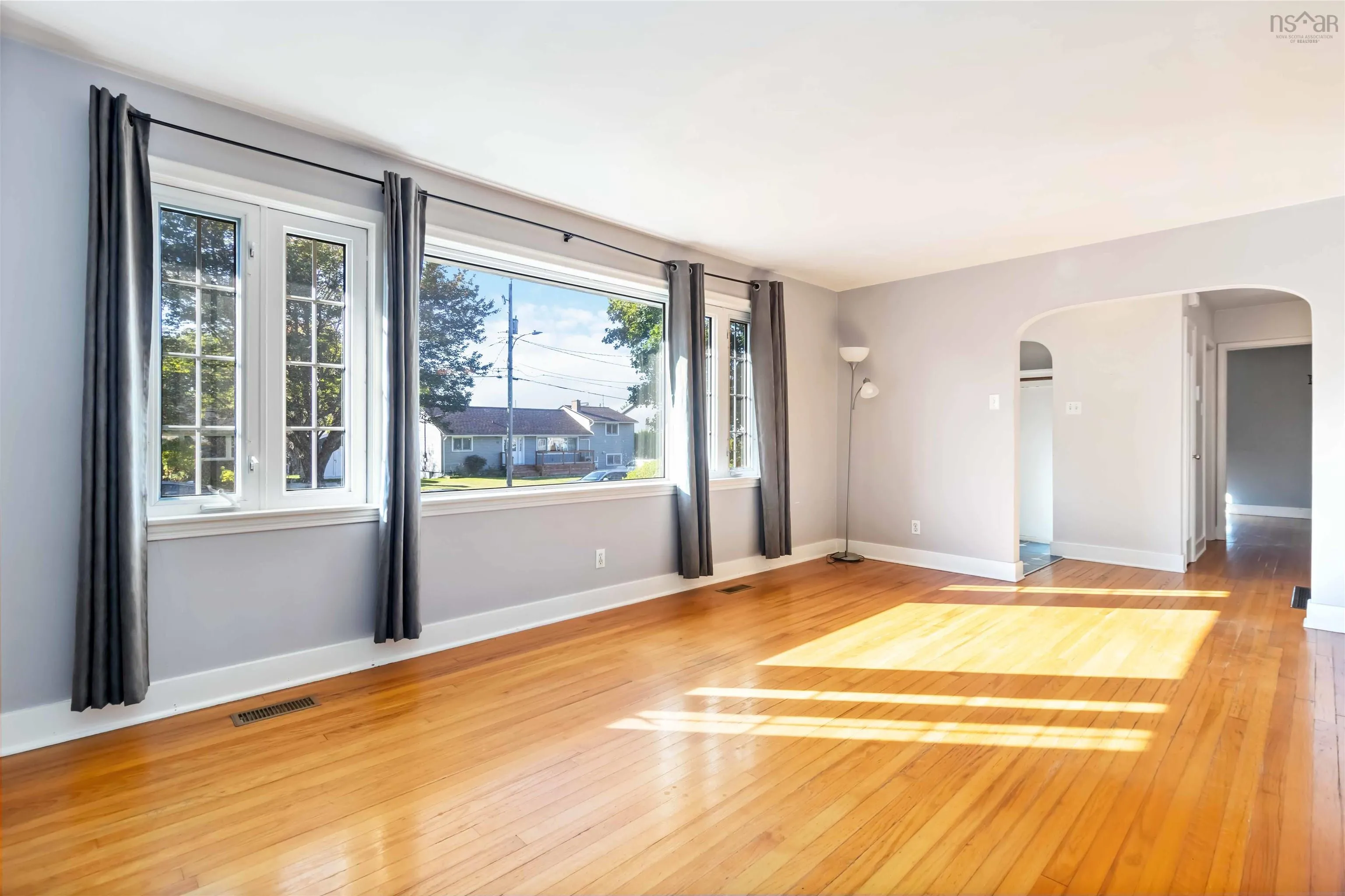 12 Elizabeth Street, Dartmouth, NS B2W 2T5, 2 Bedrooms Bedrooms, ,1 BathroomBathrooms,Residential,For Sale,Elizabeth,202524471