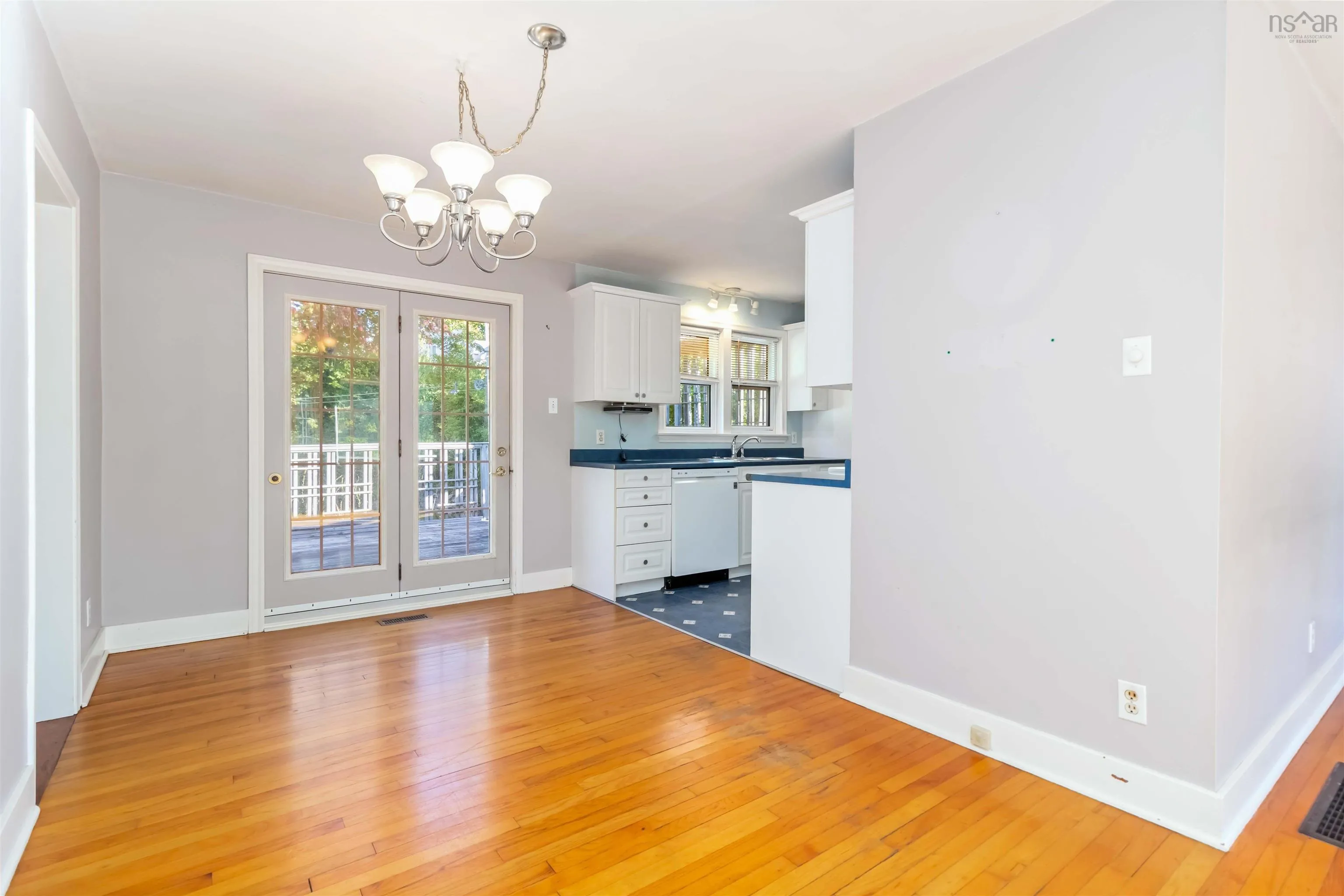 12 Elizabeth Street, Dartmouth, NS B2W 2T5, 2 Bedrooms Bedrooms, ,1 BathroomBathrooms,Residential,For Sale,Elizabeth,202524471