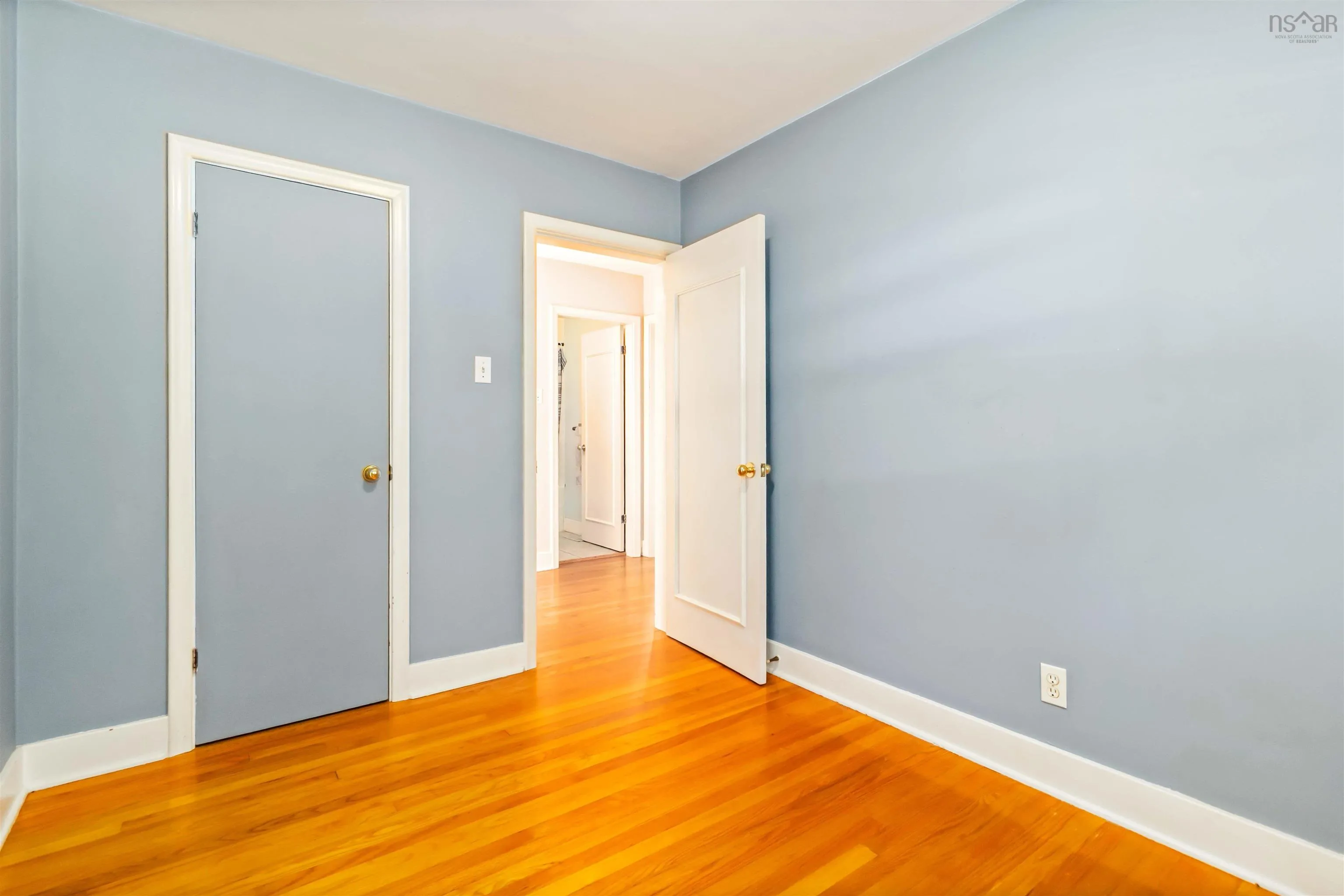 12 Elizabeth Street, Dartmouth, NS B2W 2T5, 2 Bedrooms Bedrooms, ,1 BathroomBathrooms,Residential,For Sale,Elizabeth,202524471