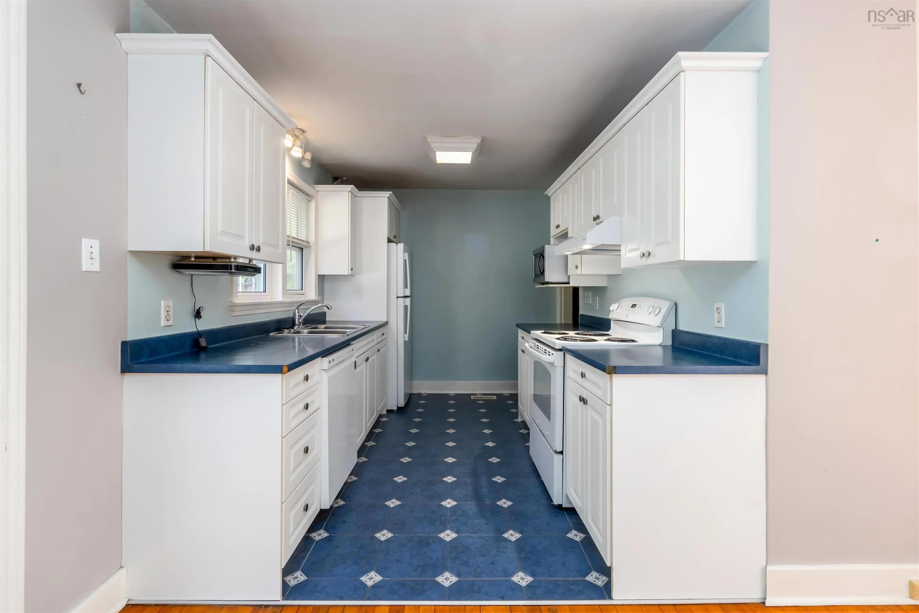 12 Elizabeth Street, Dartmouth, NS B2W 2T5, 2 Bedrooms Bedrooms, ,1 BathroomBathrooms,Residential,For Sale,Elizabeth,202524471