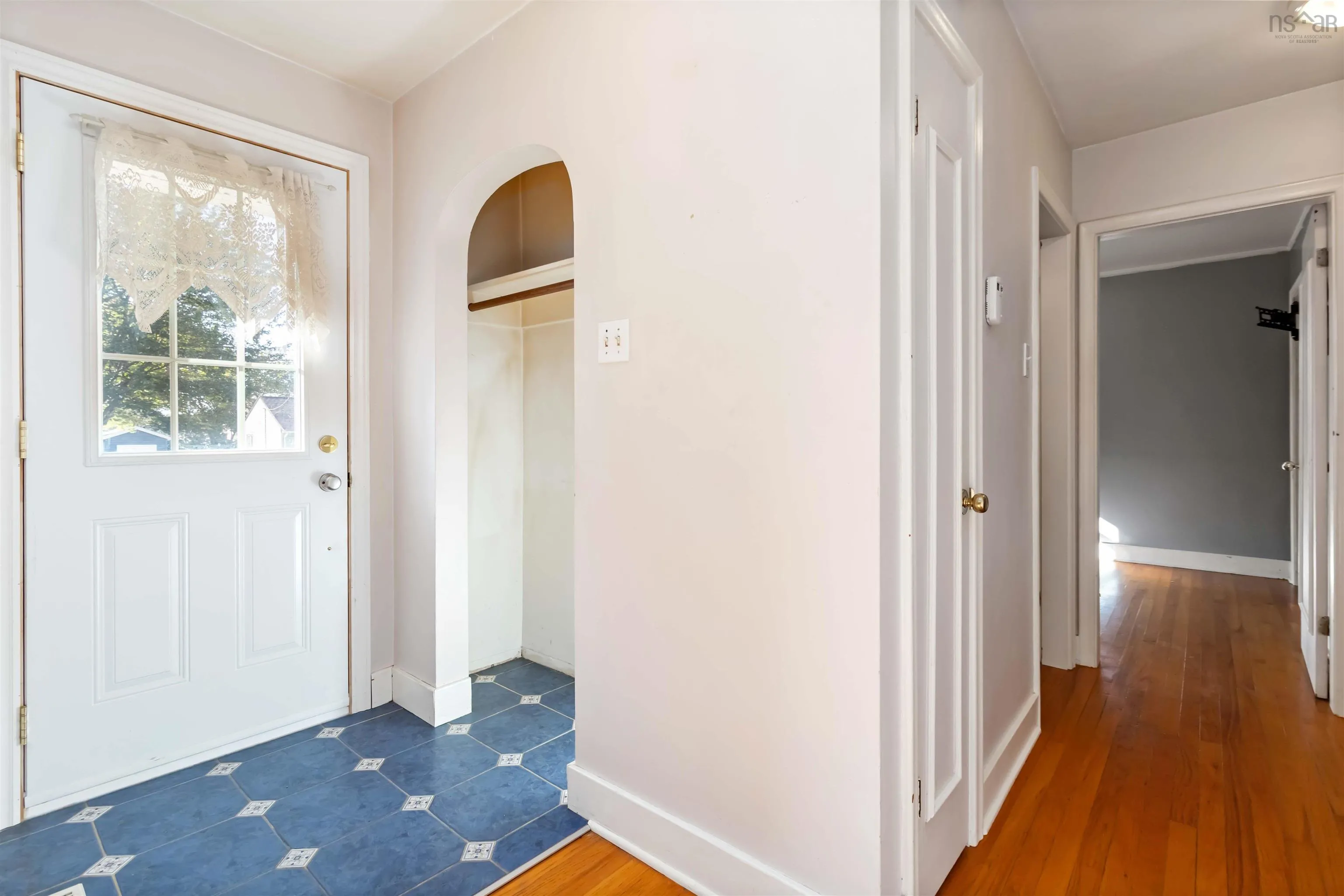 12 Elizabeth Street, Dartmouth, NS B2W 2T5, 2 Bedrooms Bedrooms, ,1 BathroomBathrooms,Residential,For Sale,Elizabeth,202524471
