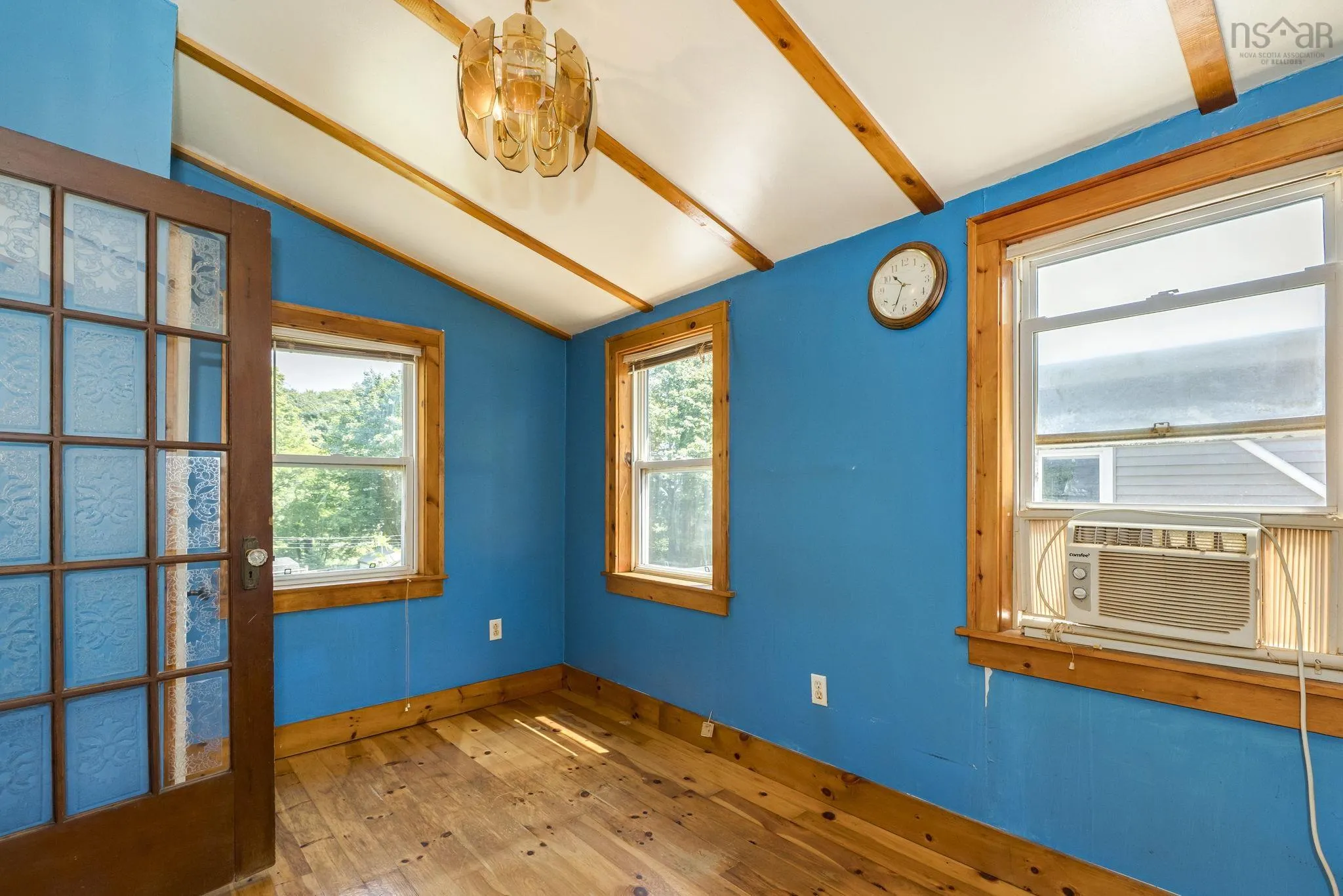 77 Pleasant Street, Dartmouth, NS B2Y 3P6, 3 Bedrooms Bedrooms, ,1 BathroomBathrooms,Residential,For Sale,Pleasant,202518857