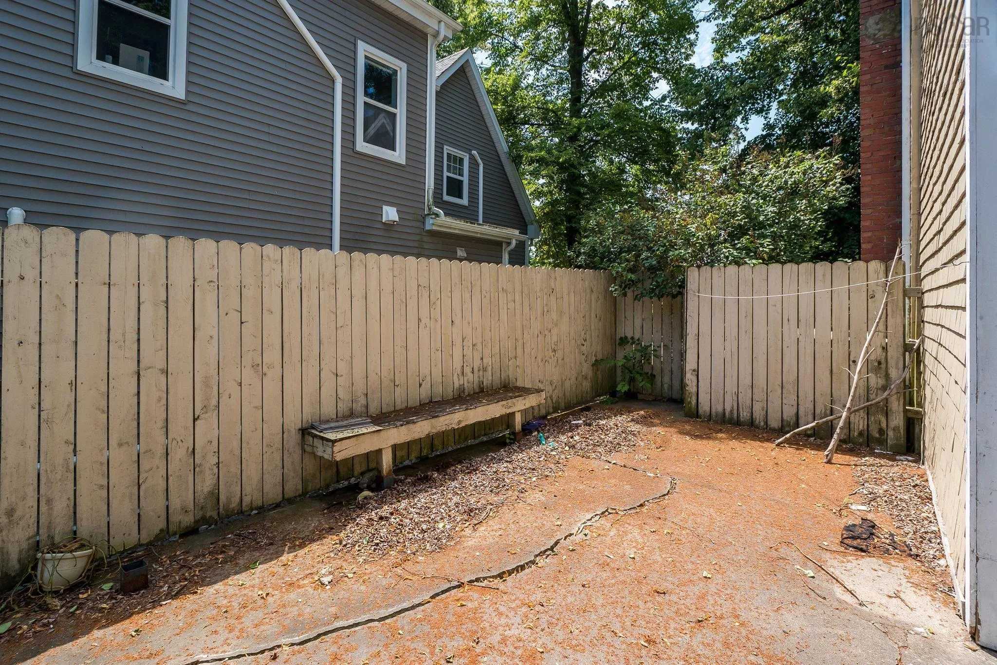 77 Pleasant Street, Dartmouth, NS B2Y 3P6, 3 Bedrooms Bedrooms, ,1 BathroomBathrooms,Residential,For Sale,Pleasant,202518857