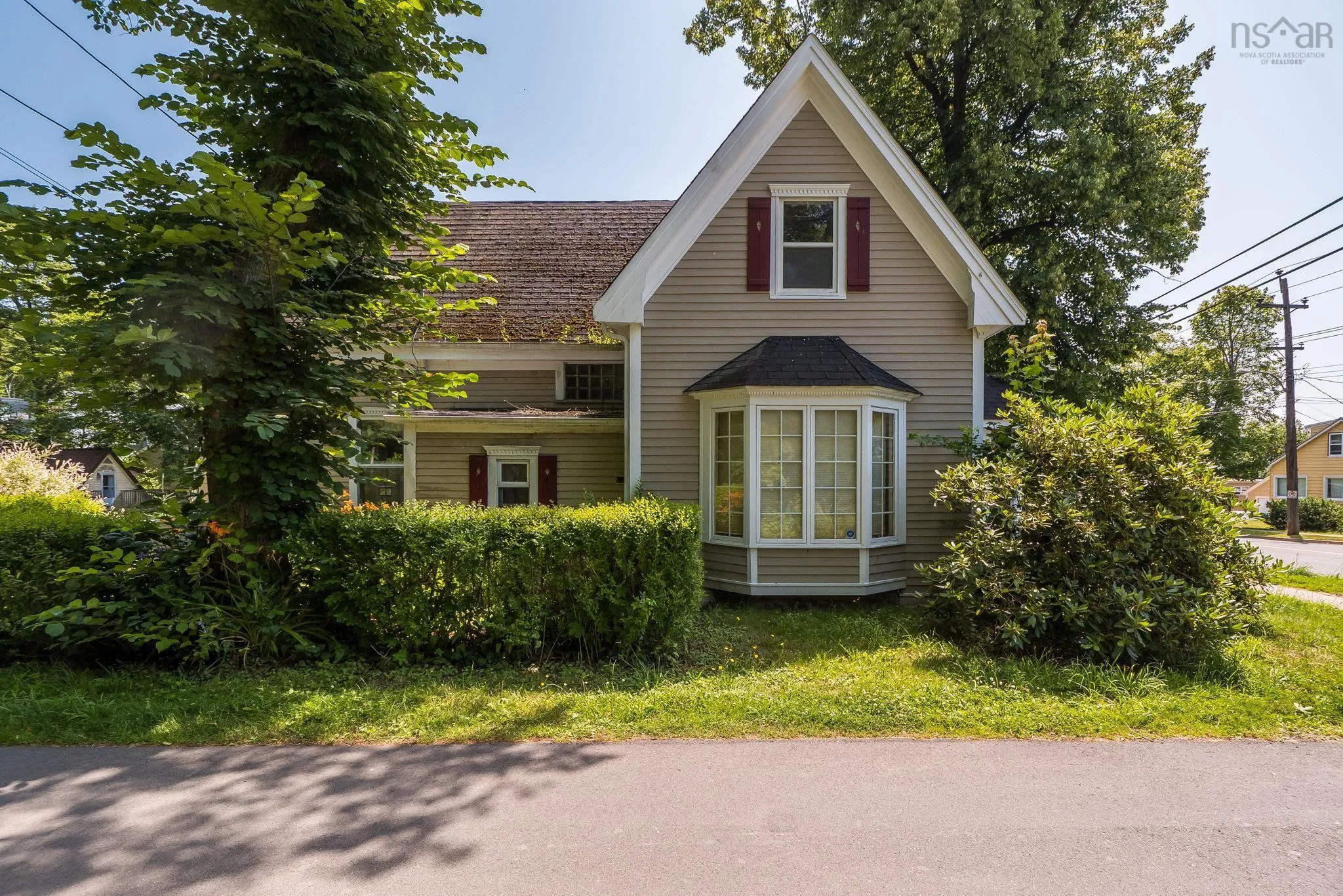 77 Pleasant Street, Dartmouth, NS B2Y 3P6, 3 Bedrooms Bedrooms, ,1 BathroomBathrooms,Residential,For Sale,Pleasant,202518857