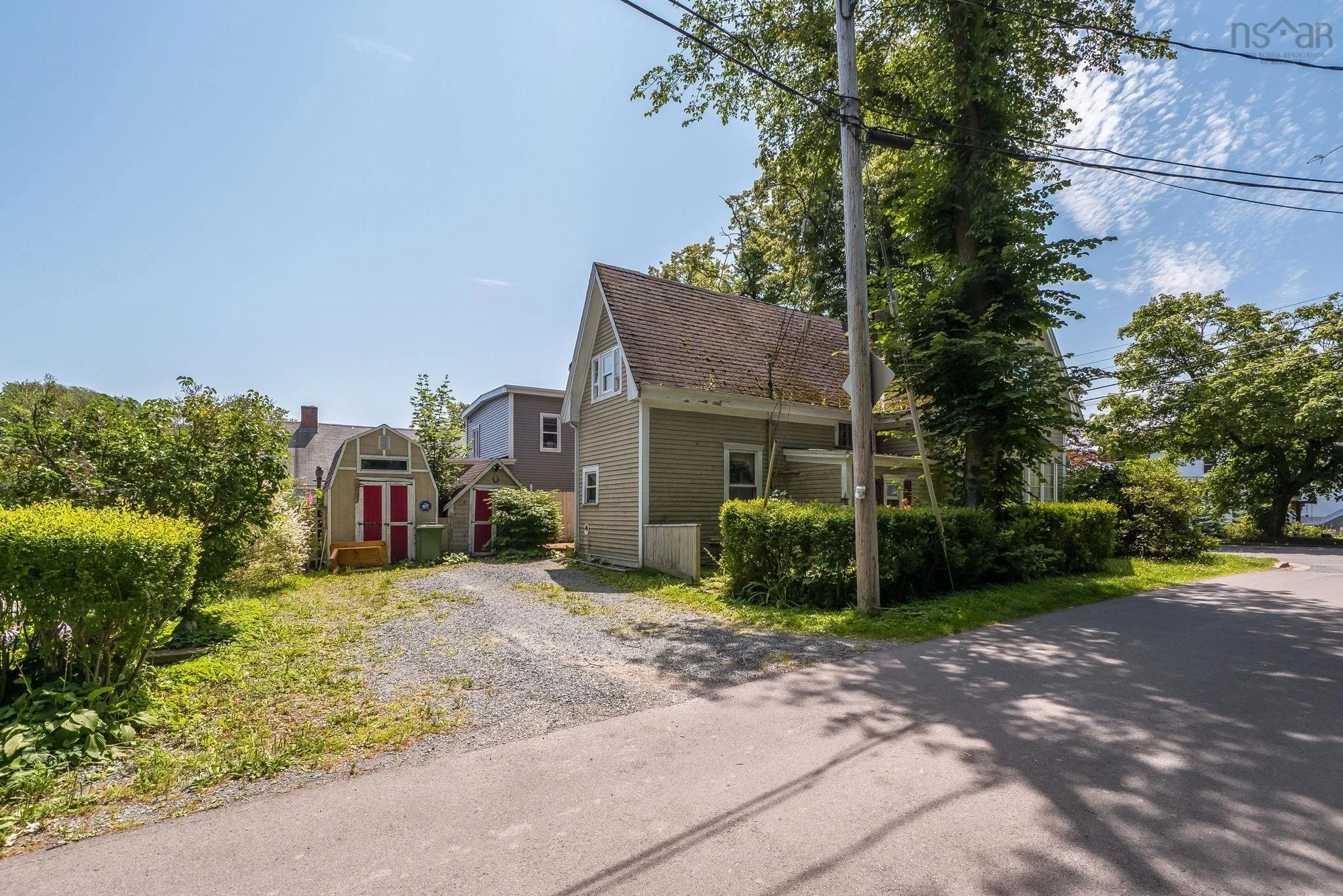 77 Pleasant Street, Dartmouth, NS B2Y 3P6, 3 Bedrooms Bedrooms, ,1 BathroomBathrooms,Residential,For Sale,Pleasant,202518857