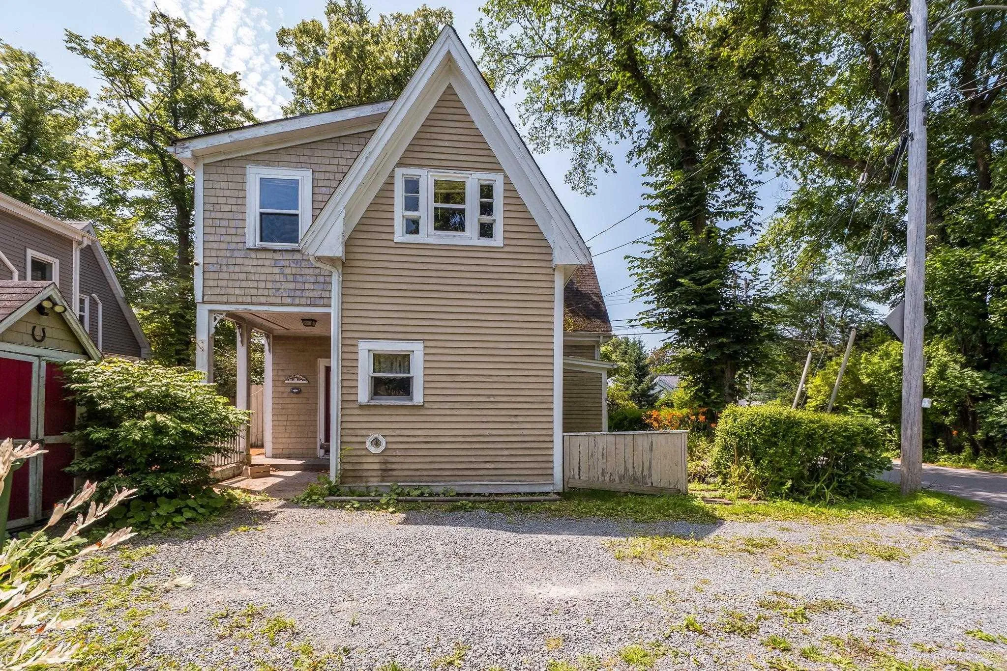77 Pleasant Street, Dartmouth, NS B2Y 3P6, 3 Bedrooms Bedrooms, ,1 BathroomBathrooms,Residential,For Sale,Pleasant,202518857