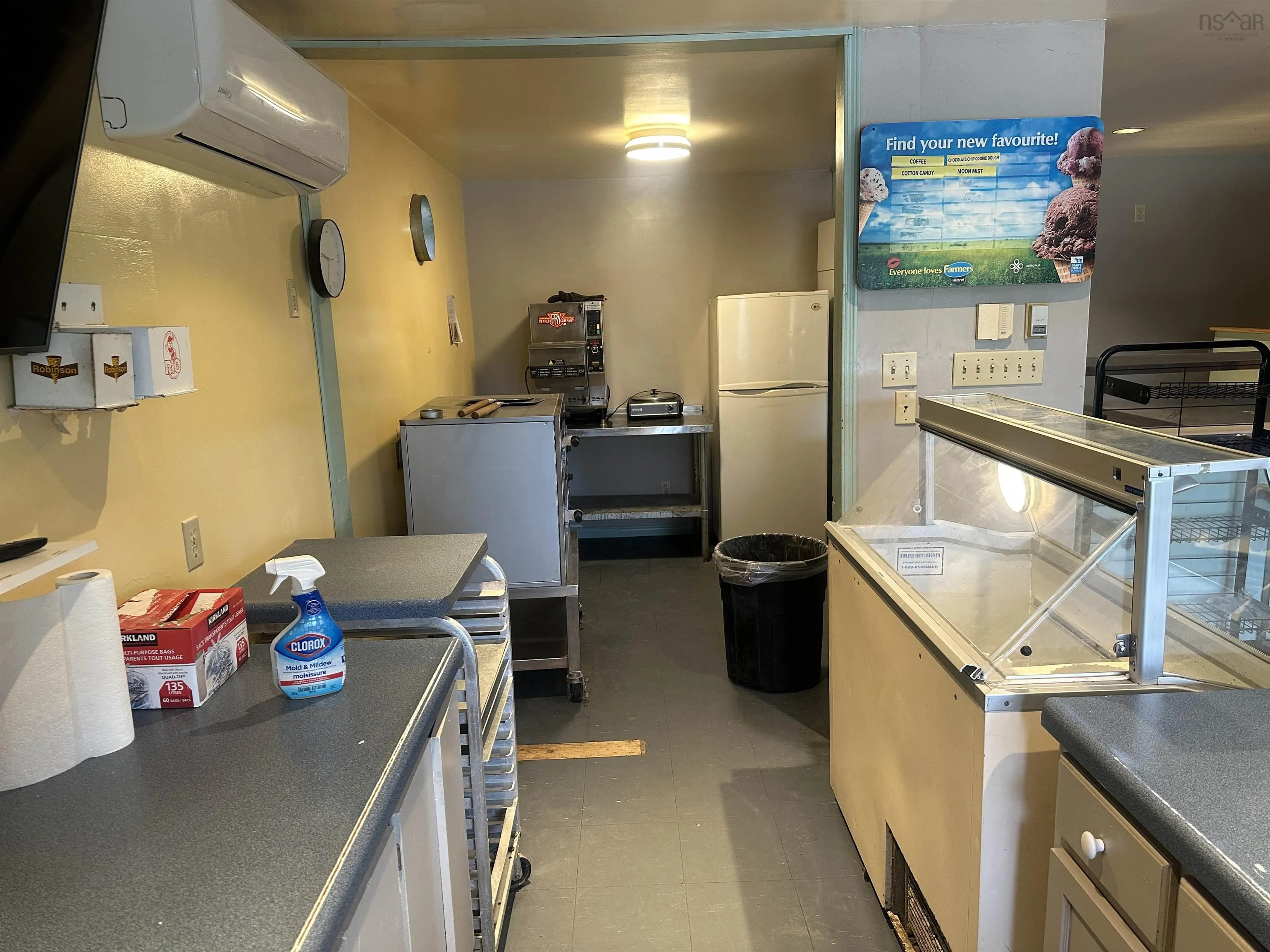 5048 Highway 331, Crescent Beach, NS B0R 1C0, ,Commercial Sale,For Sale,Highway 331,202518763