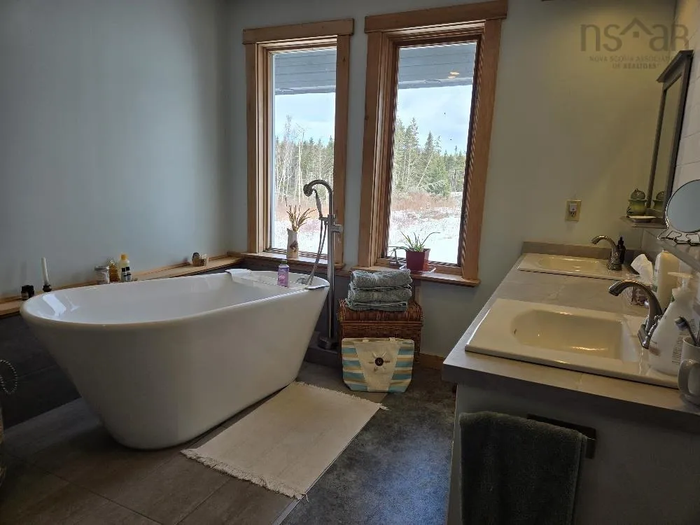 164 Kenomee Heights Lane, Upper Economy, NS B0M 1J0, 3 Bedrooms Bedrooms, ,2 BathroomsBathrooms,Residential,For Sale,Kenomee Heights Lane,202504194