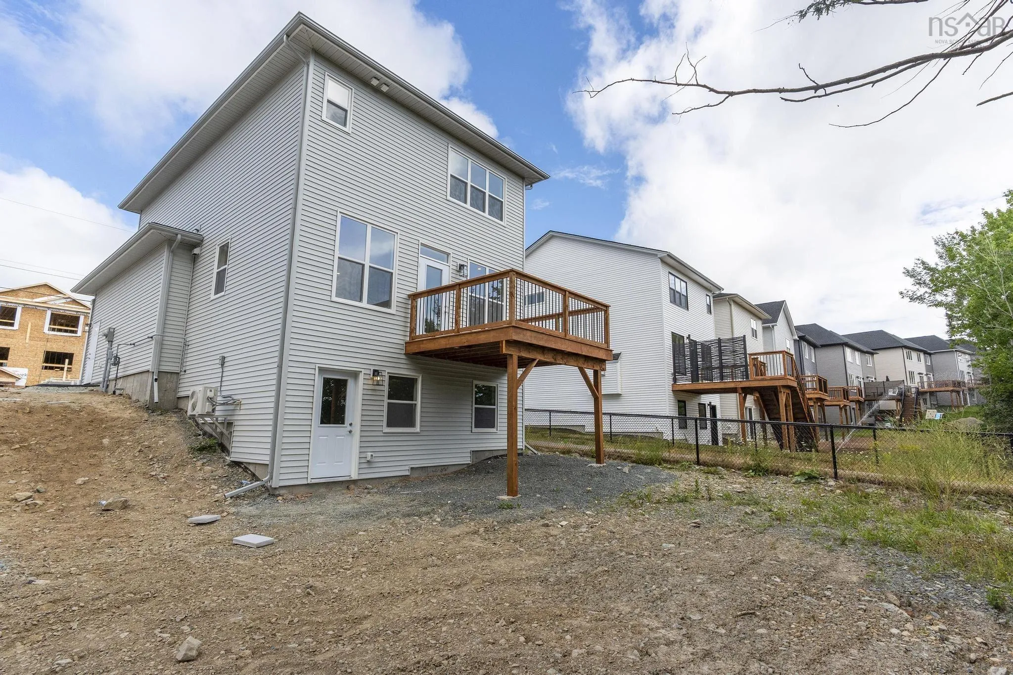 40-37 Pearlgarden Close, Dartmouth, NS B2X 0C3, 4 Bedrooms Bedrooms, ,4 BathroomsBathrooms,Residential,For Sale,Pearlgarden,202519461