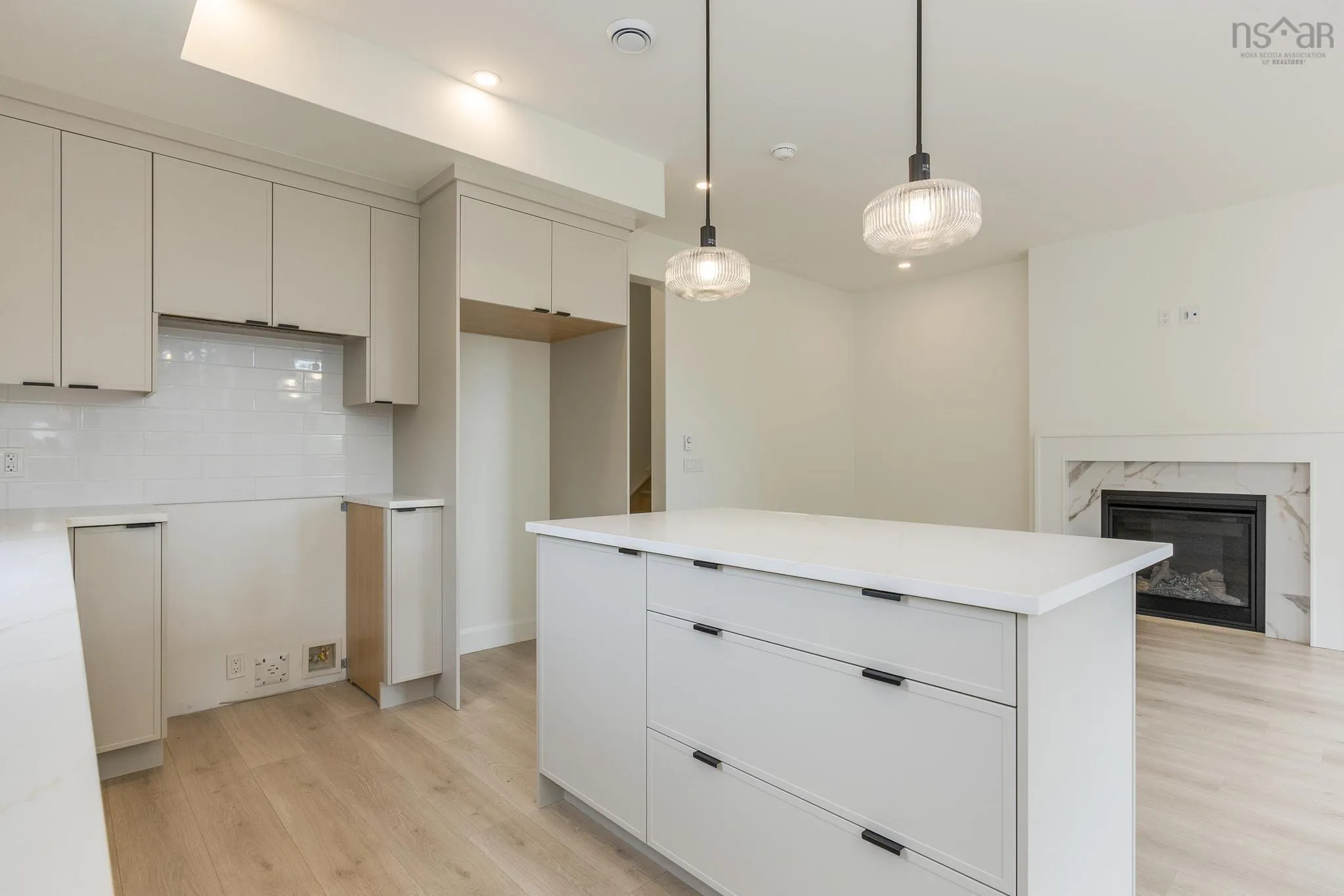 40-37 Pearlgarden Close, Dartmouth, NS B2X 0C3, 4 Bedrooms Bedrooms, ,4 BathroomsBathrooms,Residential,For Sale,Pearlgarden,202519461