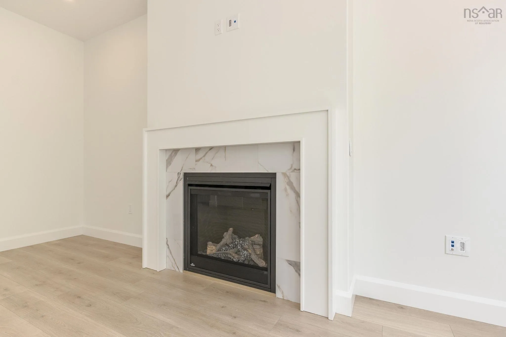 40-37 Pearlgarden Close, Dartmouth, NS B2X 0C3, 4 Bedrooms Bedrooms, ,4 BathroomsBathrooms,Residential,For Sale,Pearlgarden,202519461