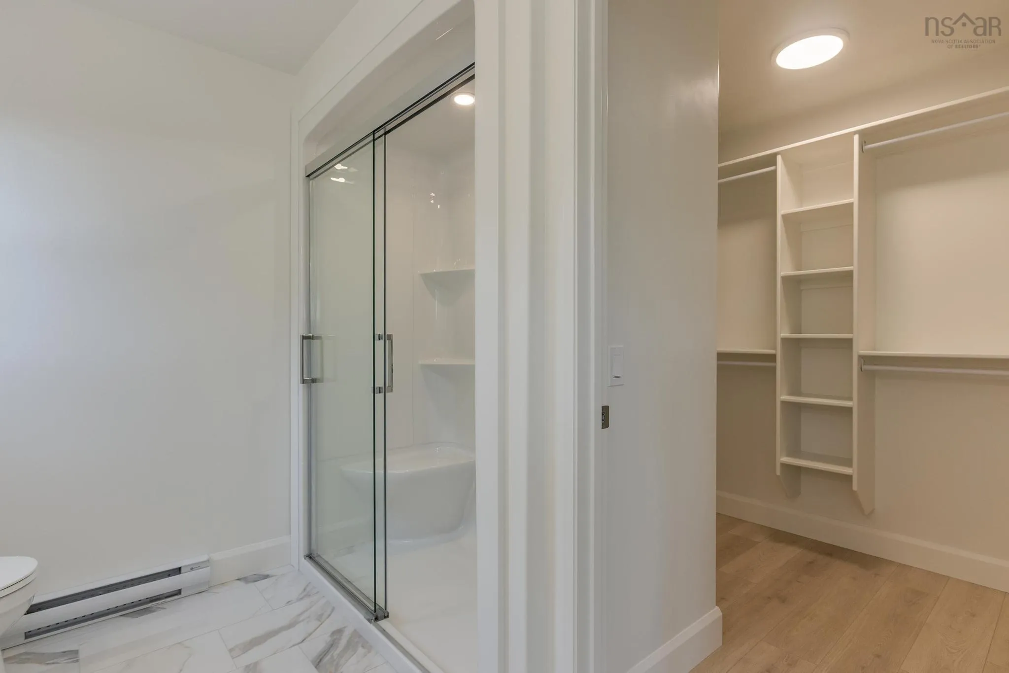 40-37 Pearlgarden Close, Dartmouth, NS B2X 0C3, 4 Bedrooms Bedrooms, ,4 BathroomsBathrooms,Residential,For Sale,Pearlgarden,202519461