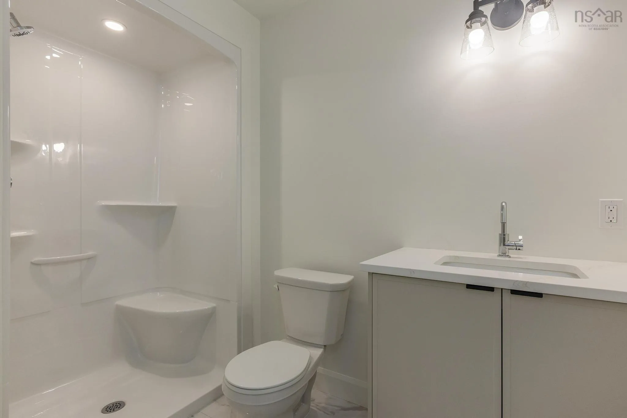 40-37 Pearlgarden Close, Dartmouth, NS B2X 0C3, 4 Bedrooms Bedrooms, ,4 BathroomsBathrooms,Residential,For Sale,Pearlgarden,202519461