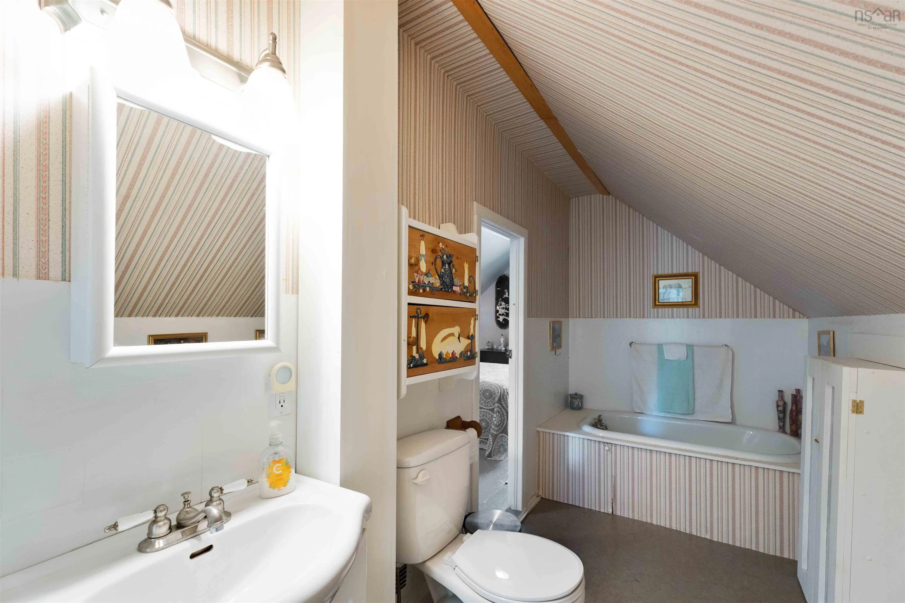 1769 Highway 201, Round Hill, NS B0S 1C0, 5 Bedrooms Bedrooms, ,2 BathroomsBathrooms,Farm,For Sale,Highway 201,202521768
