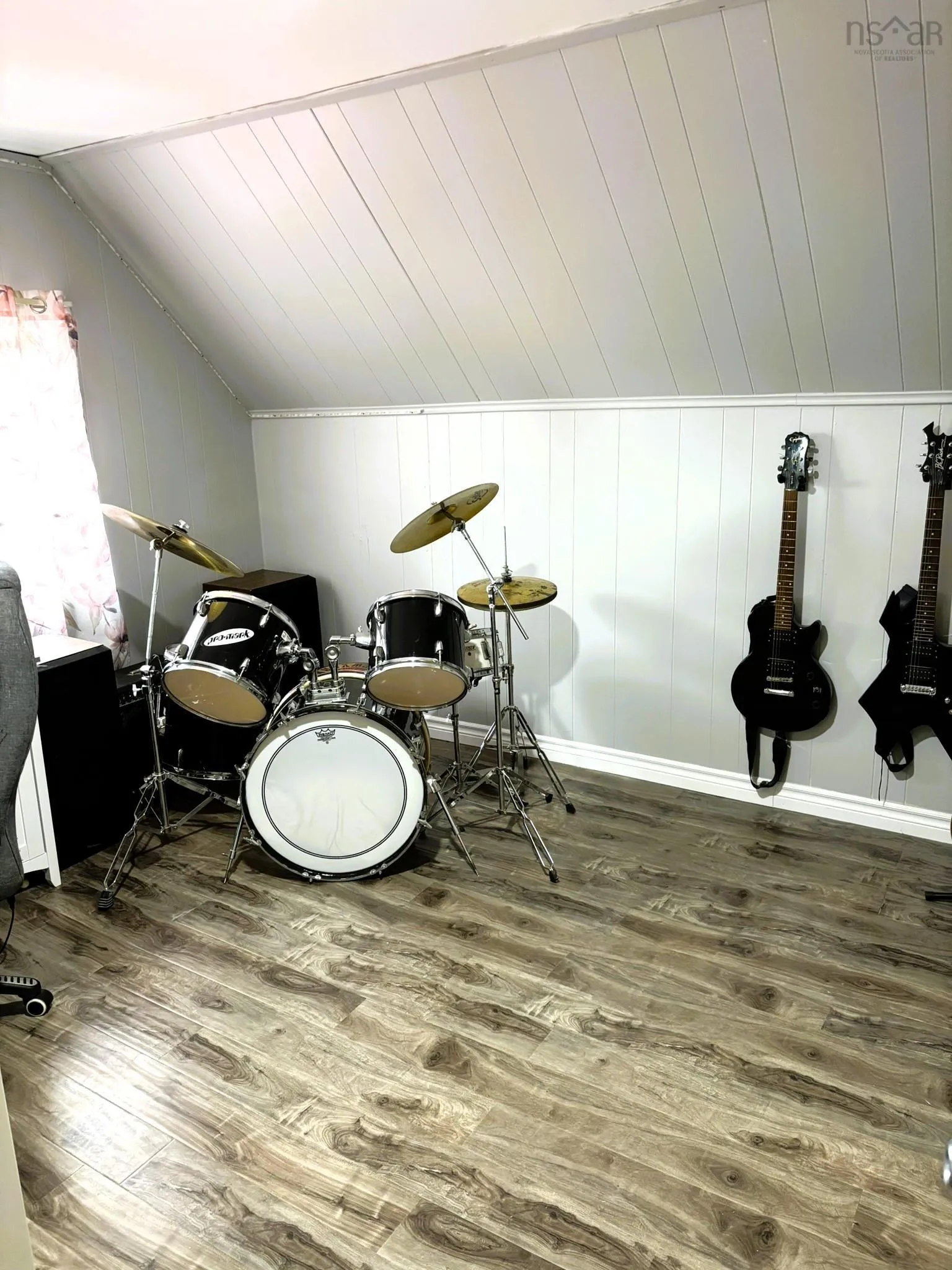1 Beaverdam Road, Parrsboro Ns B0m 1s0, 4 Bedrooms Bedrooms, ,2 BathroomsBathrooms,Residential,For Sale,Beaverdam,202509883