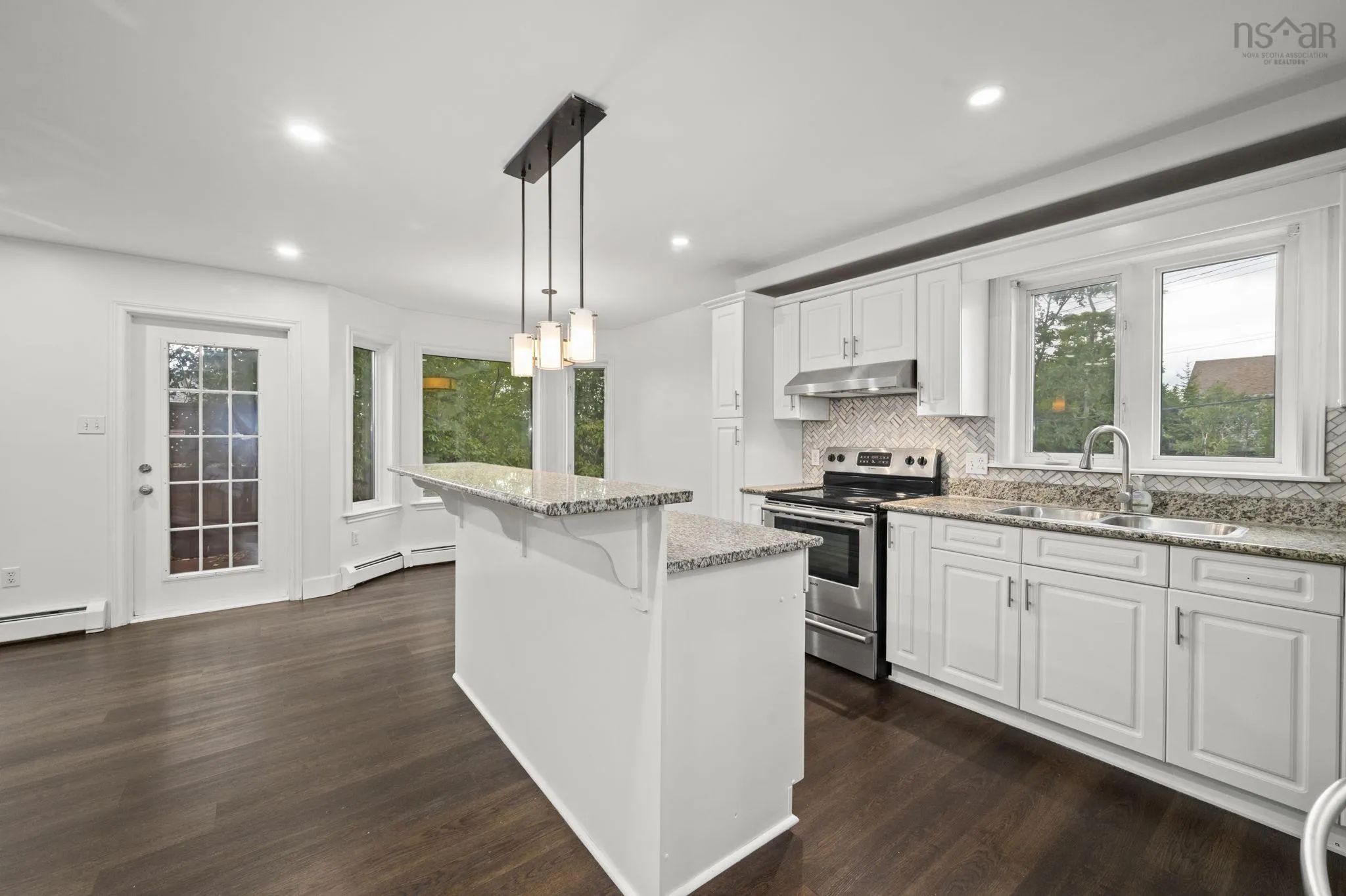 1 Glenbourne Court, Halifax, NS B3S 1E2, 3 Bedrooms Bedrooms, ,4 BathroomsBathrooms,Residential,For Sale,Glenbourne,202523640