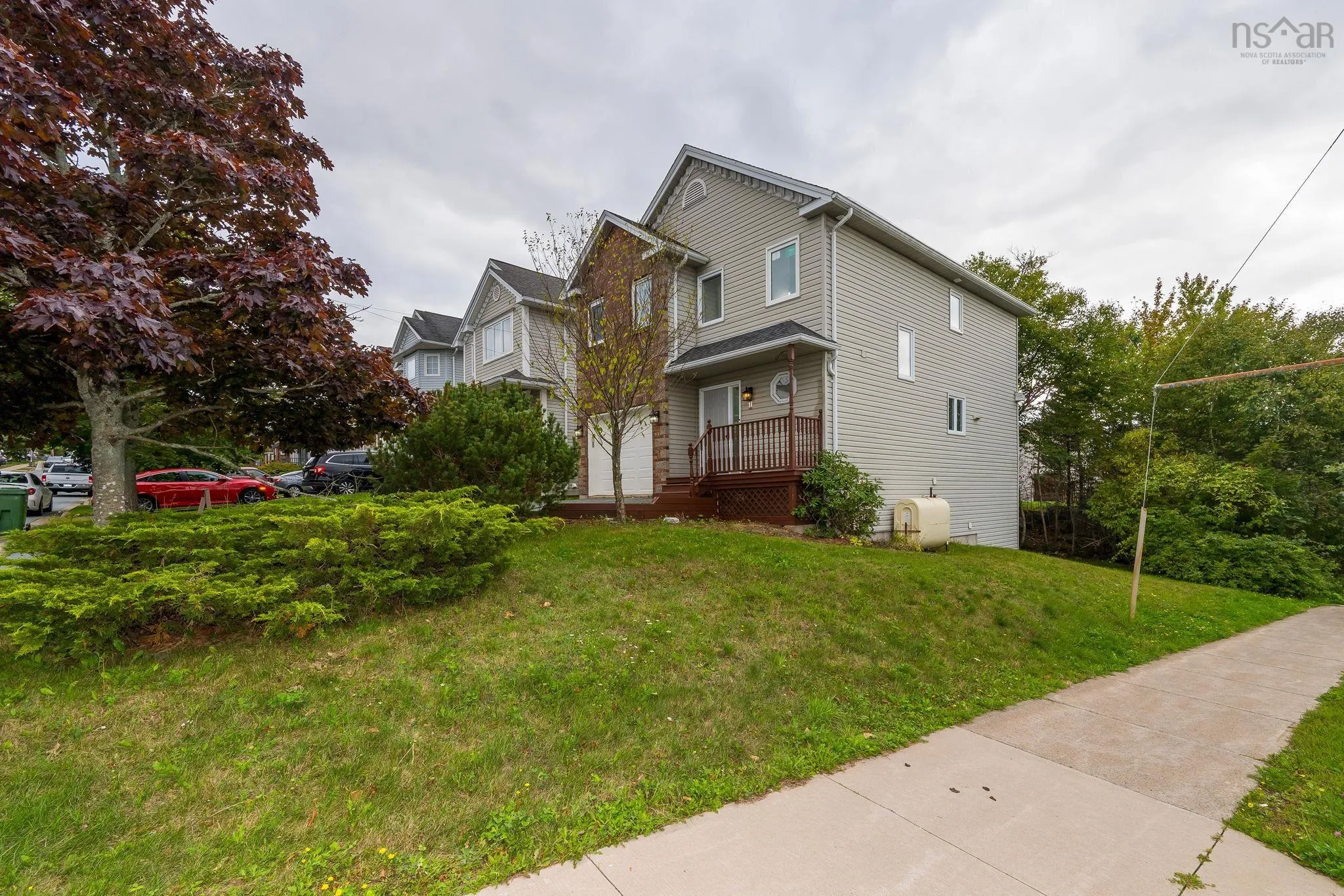 1 Glenbourne Court, Halifax, NS B3S 1E2, 3 Bedrooms Bedrooms, ,4 BathroomsBathrooms,Residential,For Sale,Glenbourne,202523640