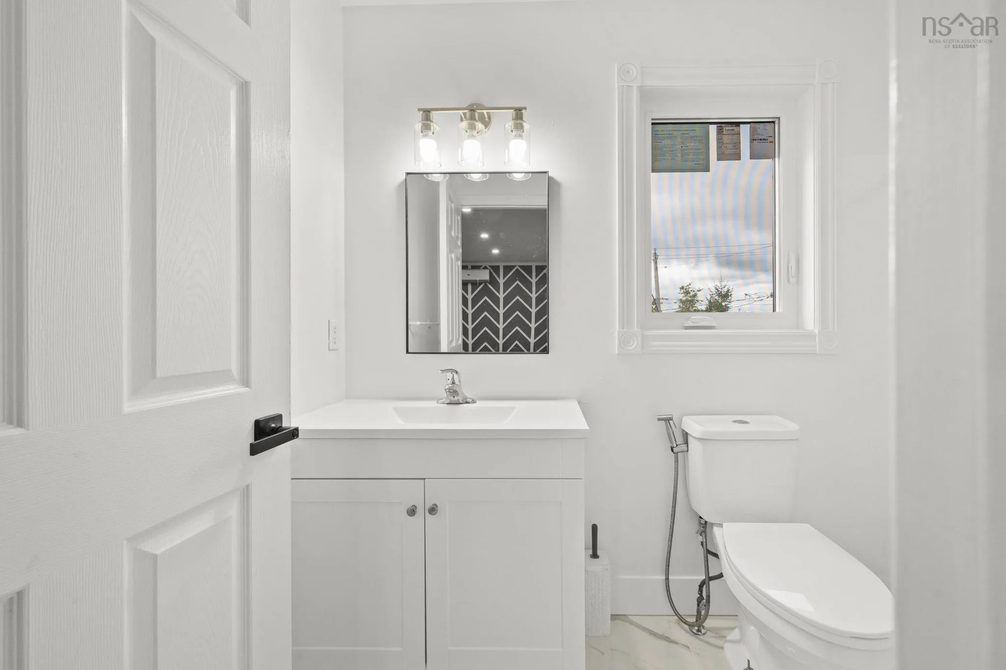 1 Glenbourne Court, Halifax, NS B3S 1E2, 3 Bedrooms Bedrooms, ,4 BathroomsBathrooms,Residential,For Sale,Glenbourne,202523640