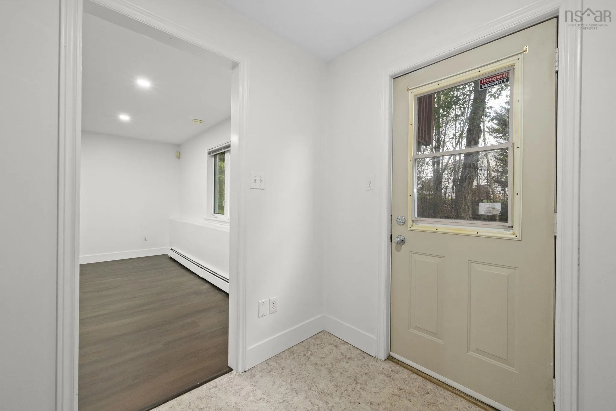 1 Glenbourne Court, Halifax, NS B3S 1E2, 3 Bedrooms Bedrooms, ,4 BathroomsBathrooms,Residential,For Sale,Glenbourne,202523640