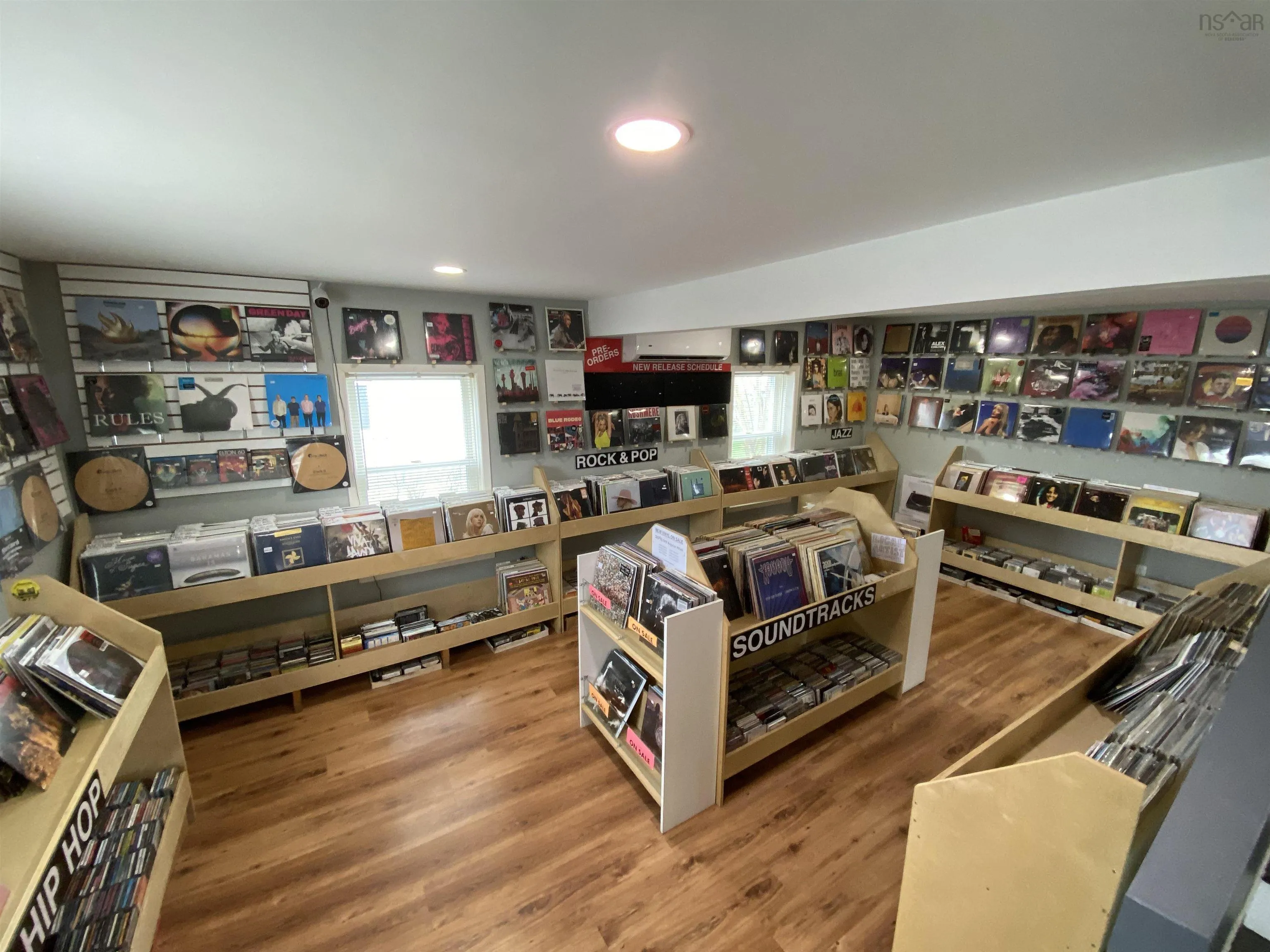 17 Walker Street, Truro Ns B2n 4a5, ,Commercial Sale,For Sale,Walker,202510403
