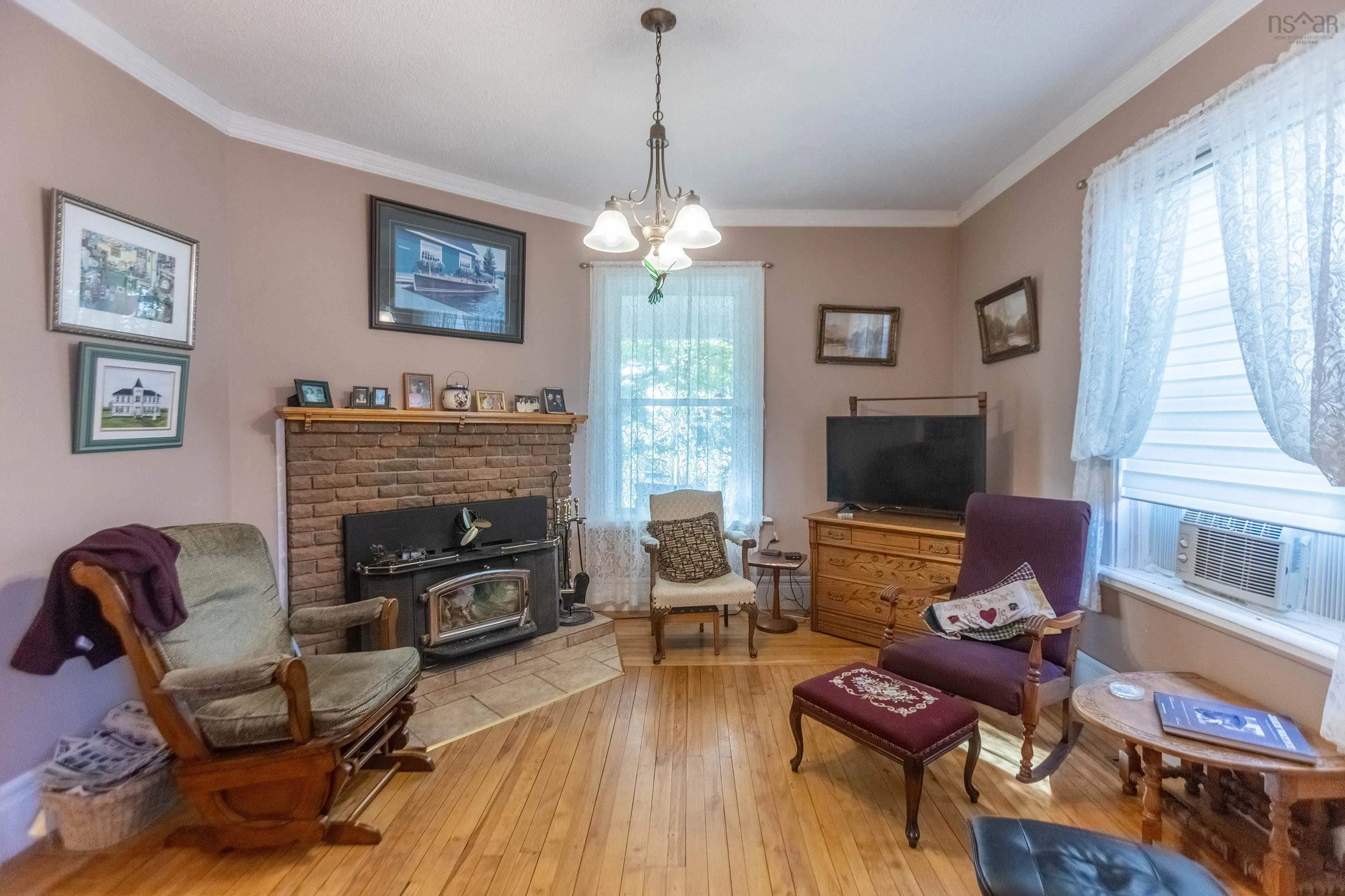 109 Jackson Street, Oxford, NS B0M 1P0, 4 Bedrooms Bedrooms, ,2 BathroomsBathrooms,Residential,For Sale,Jackson,202521830