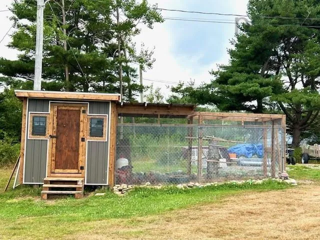 87 Pool Road, Sheet Harbour, NS B0J 3B0, 4 Bedrooms Bedrooms, ,1 BathroomBathrooms,Residential,For Sale,Pool,202519375