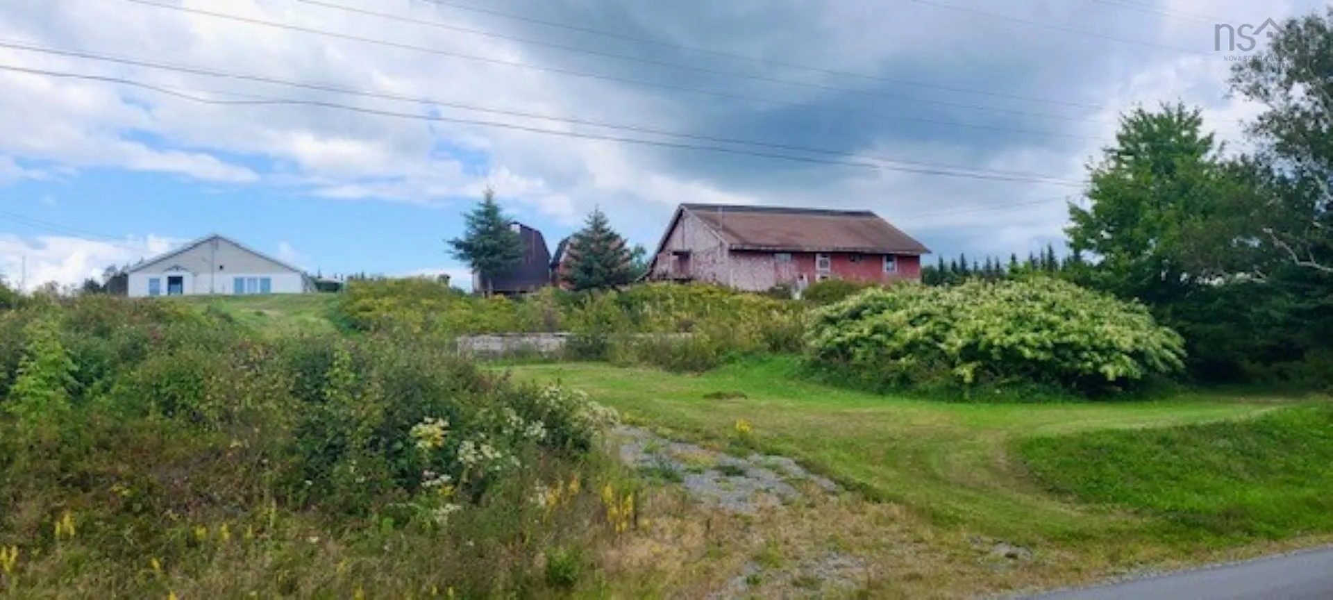 87 Pool Road, Sheet Harbour, NS B0J 3B0, 4 Bedrooms Bedrooms, ,1 BathroomBathrooms,Residential,For Sale,Pool,202519375