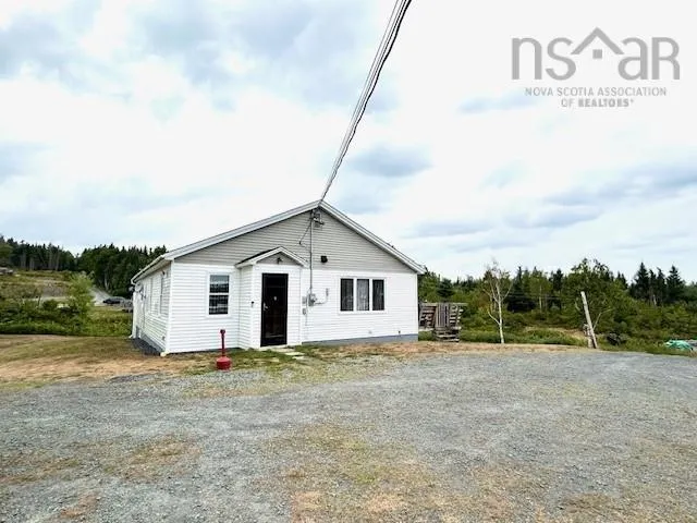 87 Pool Road, Sheet Harbour, NS B0J 3B0, 4 Bedrooms Bedrooms, ,1 BathroomBathrooms,Residential,For Sale,Pool,202519375