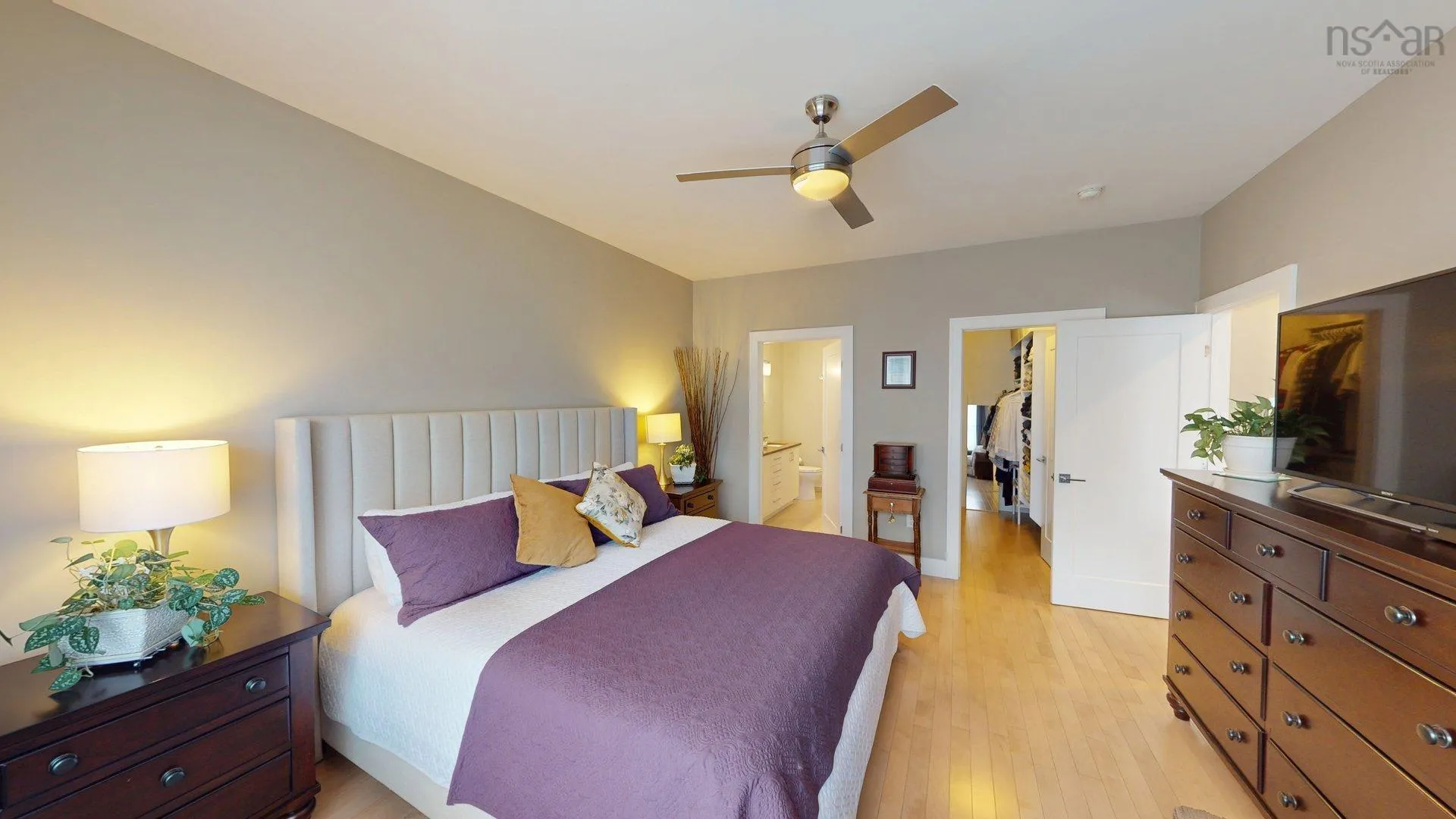 135 Bradford Place, Bedford, NS B4B 0R7, 3 Bedrooms Bedrooms, ,3 BathroomsBathrooms,Residential,For Sale,Bradford Place,202525640