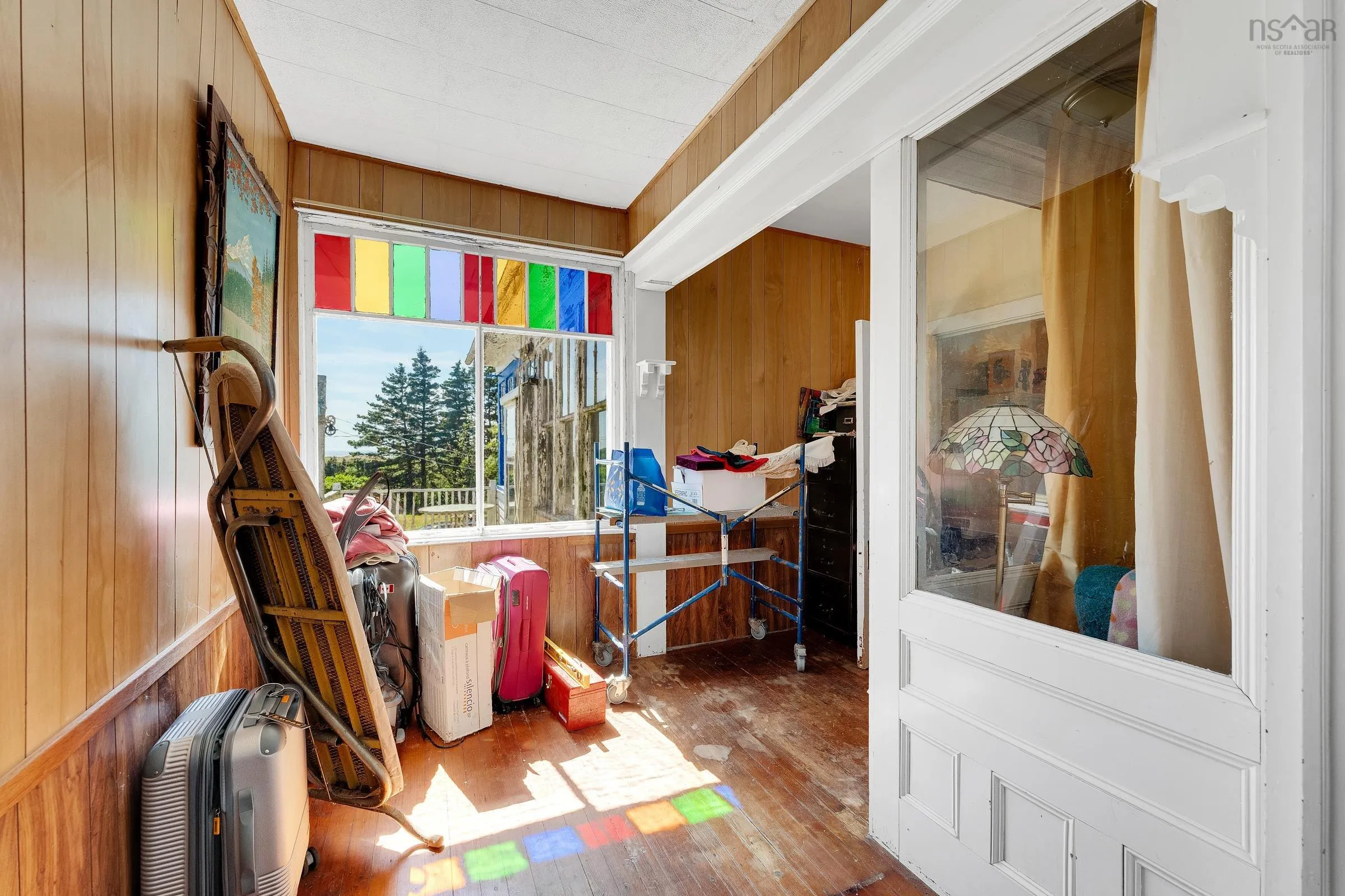 5203 Highway 1, Salmon River, NS B5A 5B2, 6 Bedrooms Bedrooms, ,4 BathroomsBathrooms,Residential,For Sale,Highway 1,202521177