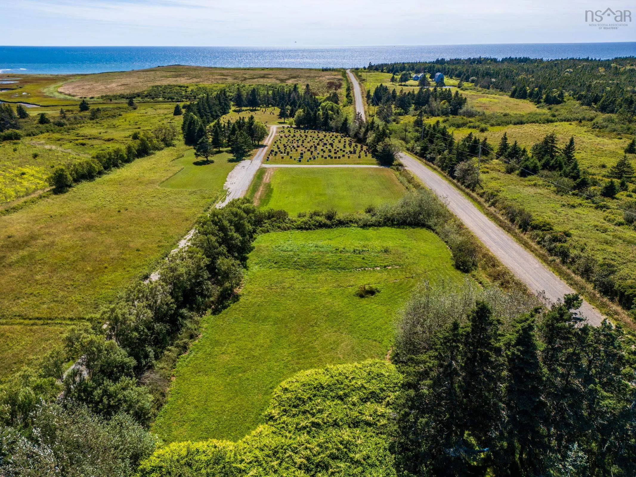 5203 Highway 1, Salmon River, NS B5A 5B2, 6 Bedrooms Bedrooms, ,4 BathroomsBathrooms,Residential,For Sale,Highway 1,202521177