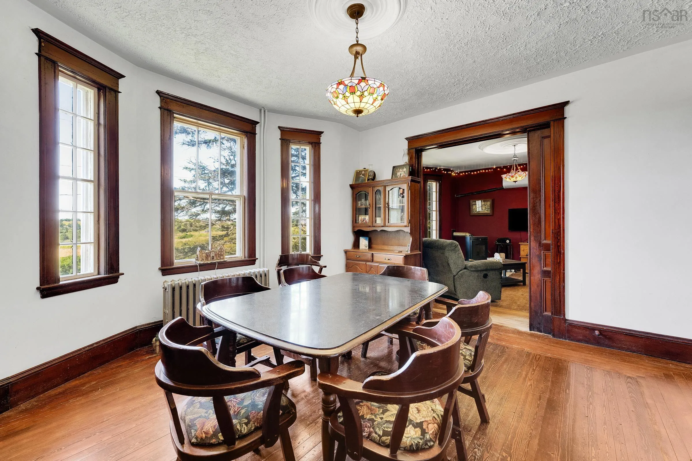 5203 Highway 1, Salmon River, NS B5A 5B2, 6 Bedrooms Bedrooms, ,4 BathroomsBathrooms,Residential,For Sale,Highway 1,202521177